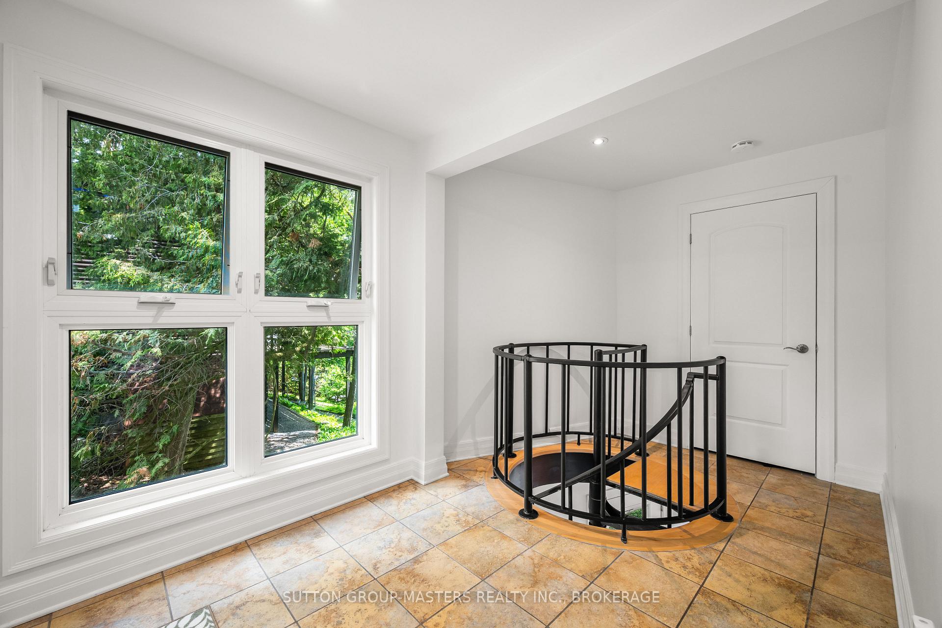 Photo 15 of 4412 Bath Road, Loyalist, Amherstview — HOMEH