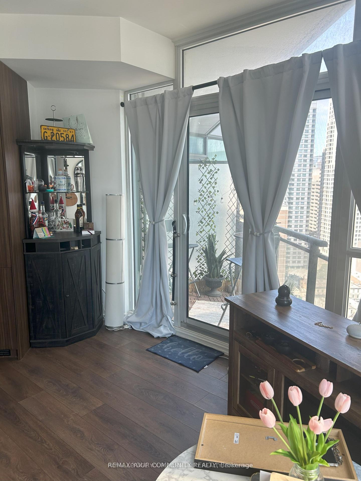 Photo 4 of Unit 2483, 45 Charles Street E, Toronto, Church-Yonge Corridor — HOMEH