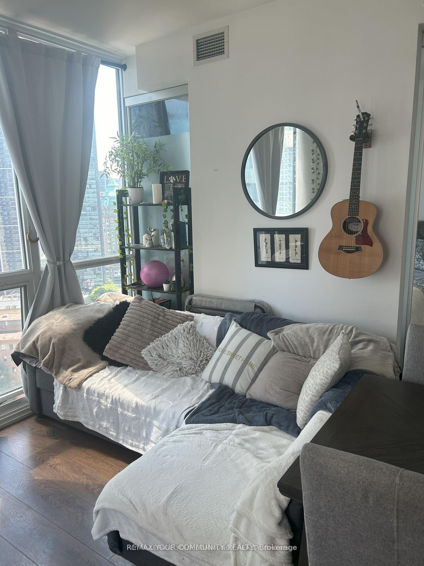 Photo 9 of Unit 2483, 45 Charles Street E, Toronto, Church-Yonge Corridor — HOMEH