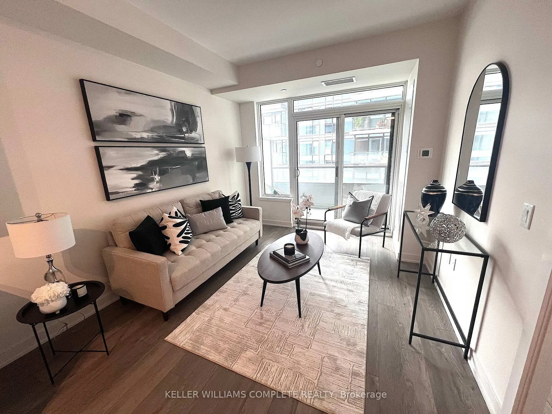Photo 9 of Unit 807, 212 King William Street, Hamilton, Beasley — HOMEH