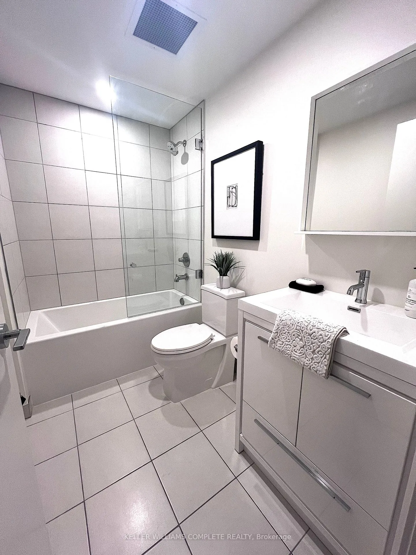 Photo 15 of Unit 807, 212 King William Street, Hamilton, Beasley — HOMEH
