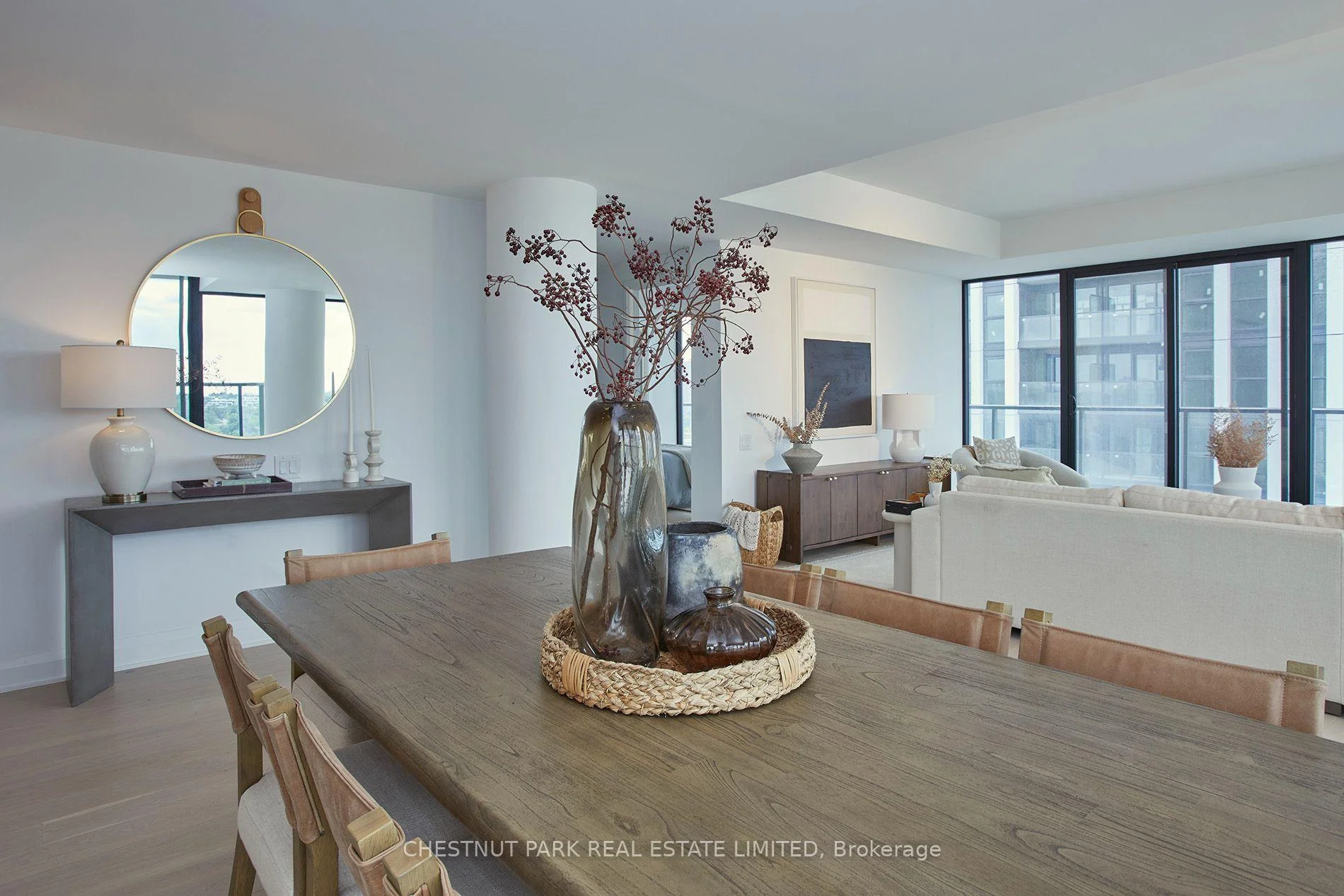 Photo 4 of Unit 1602, 33 Frederick Todd Way, Toronto, Thorncliffe Park — HOMEH