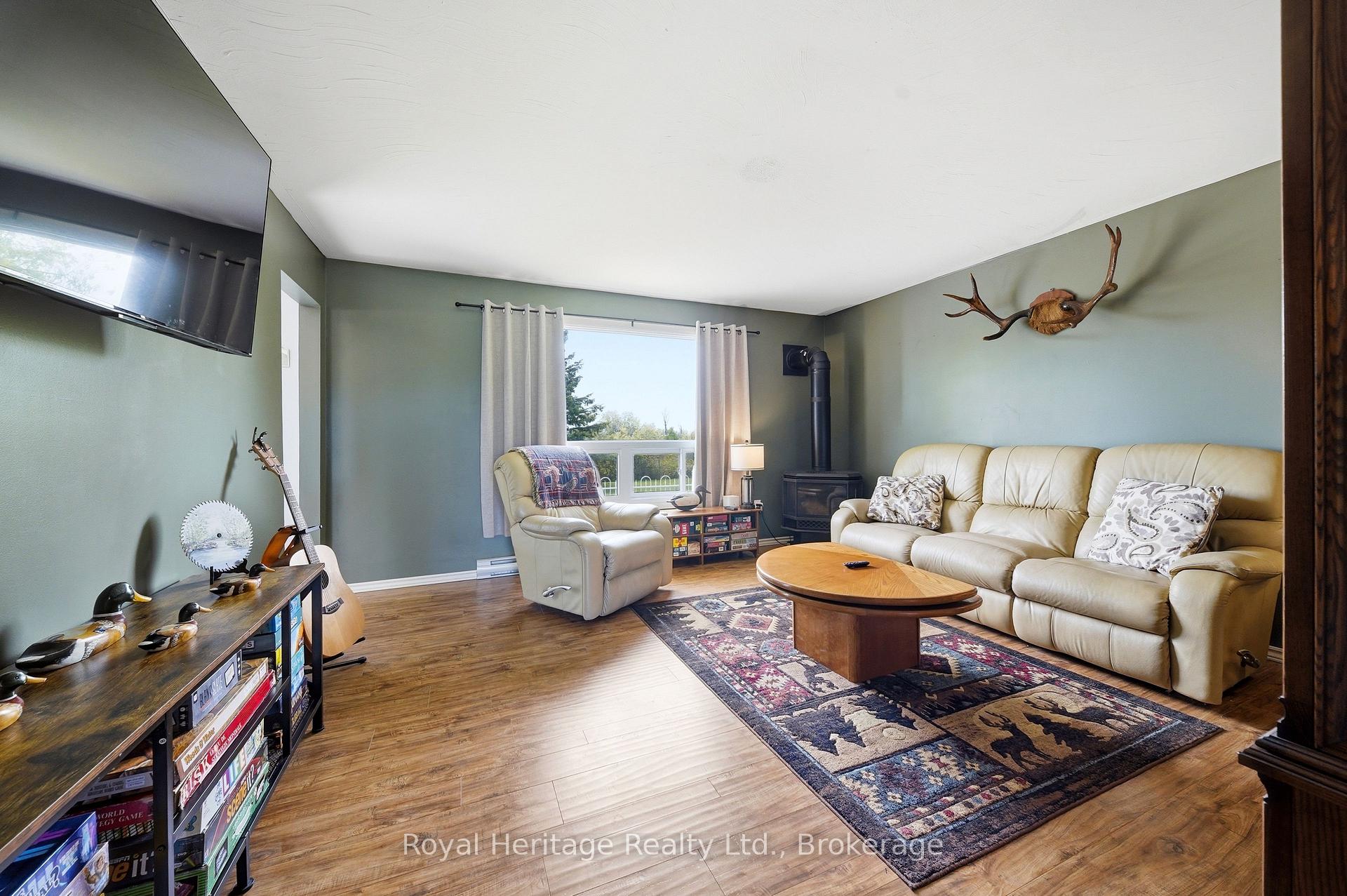 Photo 11 of 834 Melrose Road, Tyendinaga, Tyendinaga Township — HOMEH