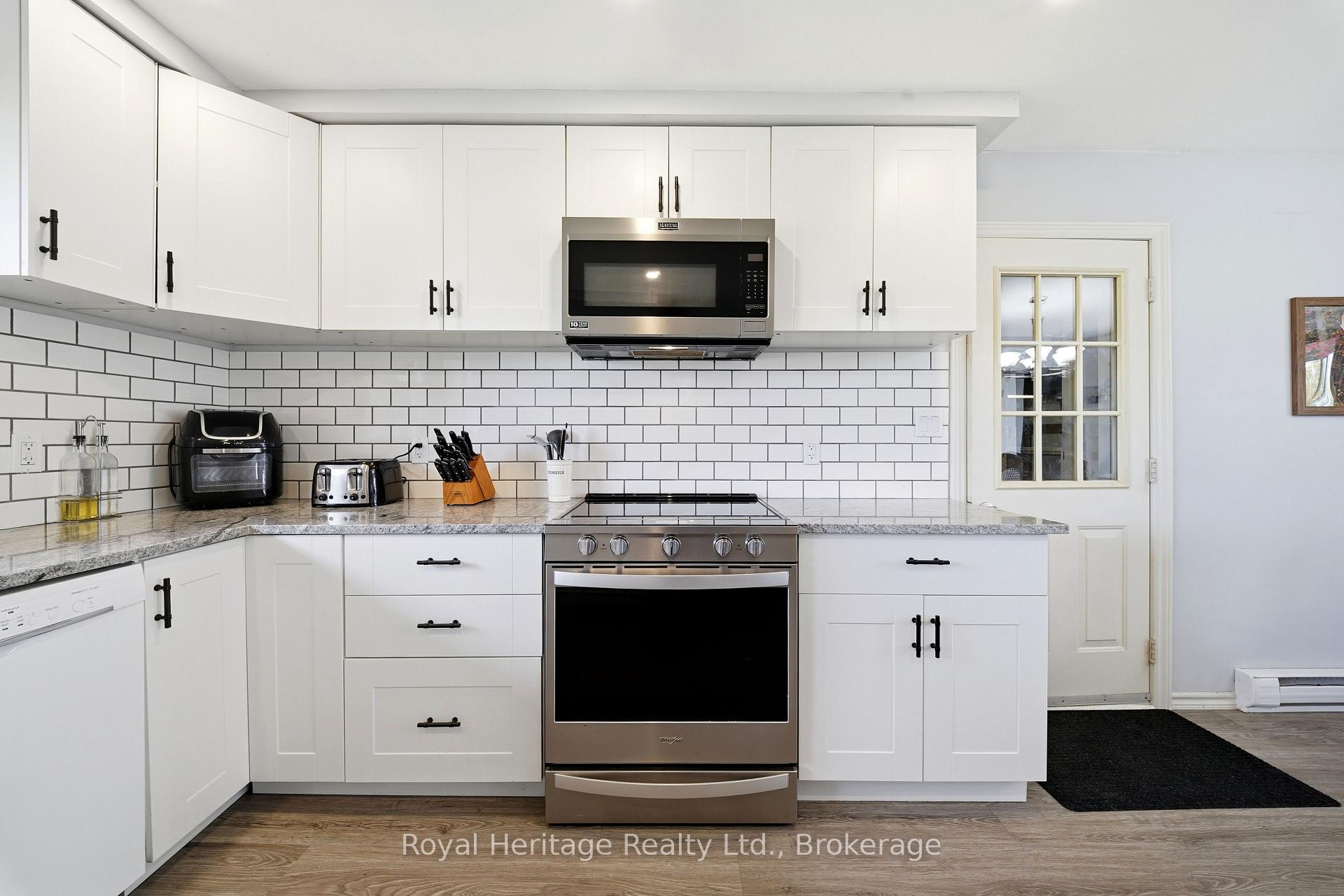 Photo 18 of 834 Melrose Road, Tyendinaga, Tyendinaga Township — HOMEH