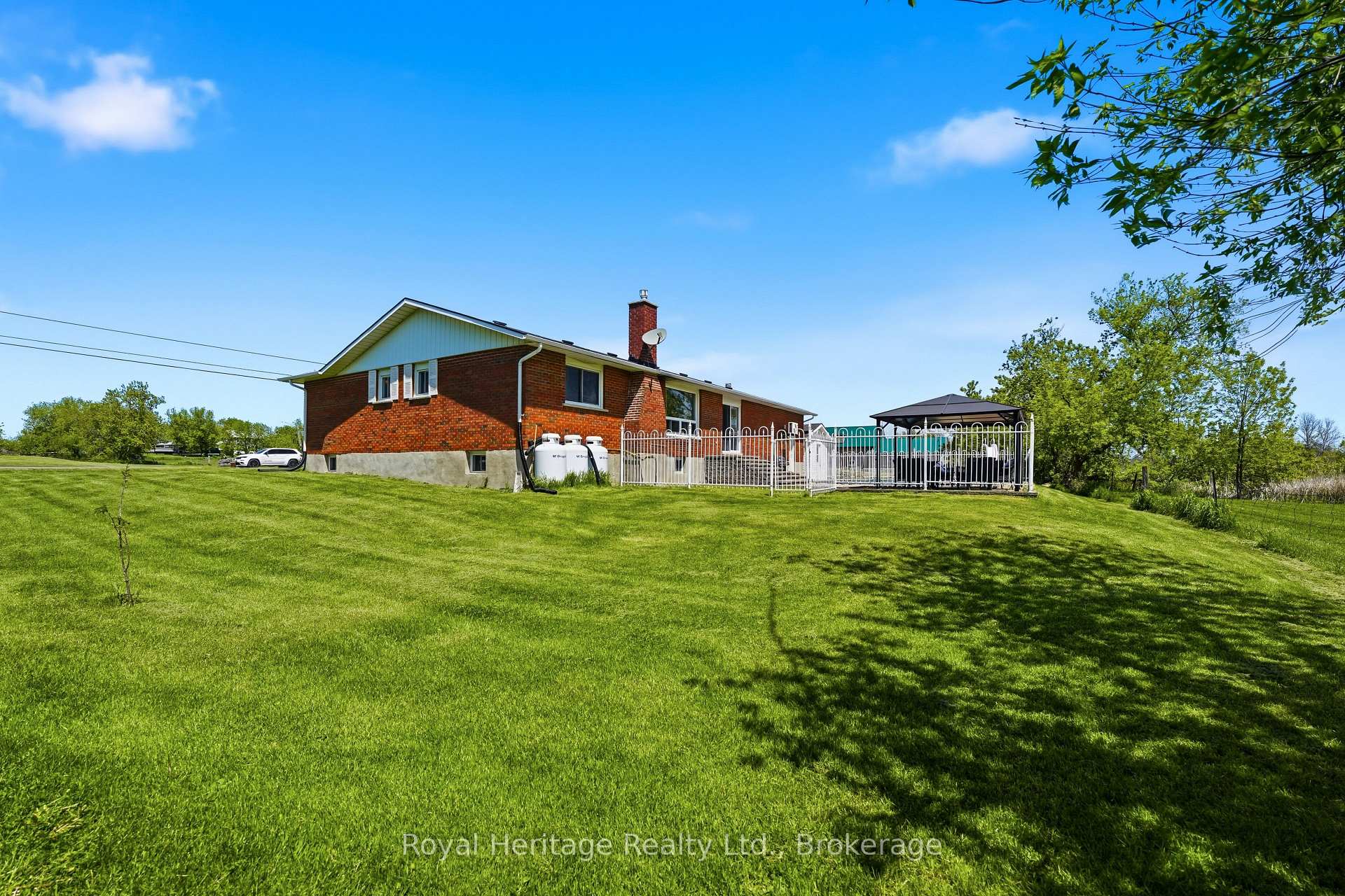 Photo 37 of 834 Melrose Road, Tyendinaga, Tyendinaga Township — HOMEH