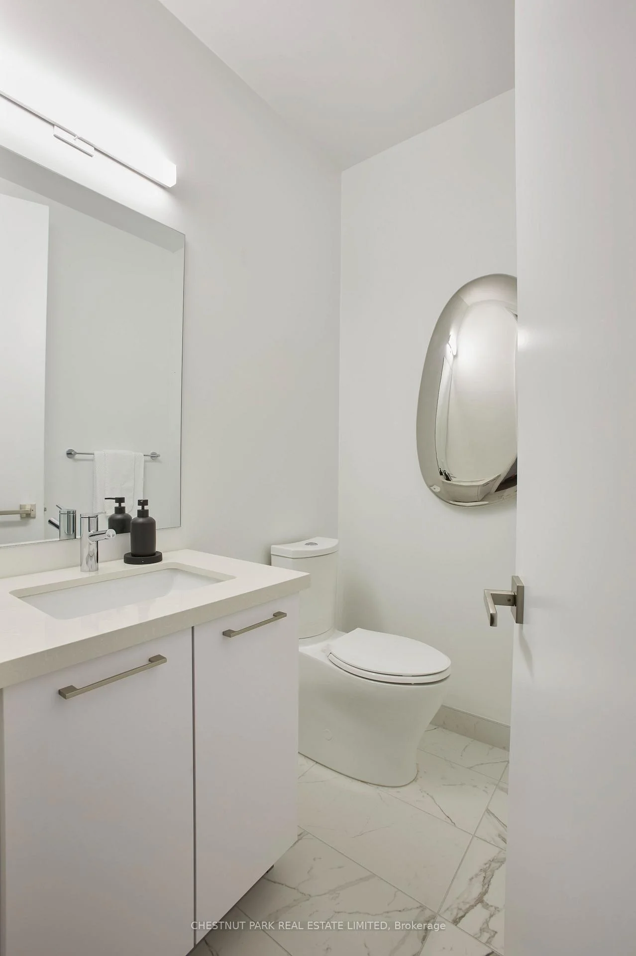 Photo 6 of Unit #LPH01, 33 Frederick Todd Way, Toronto, Thorncliffe Park — HOMEH