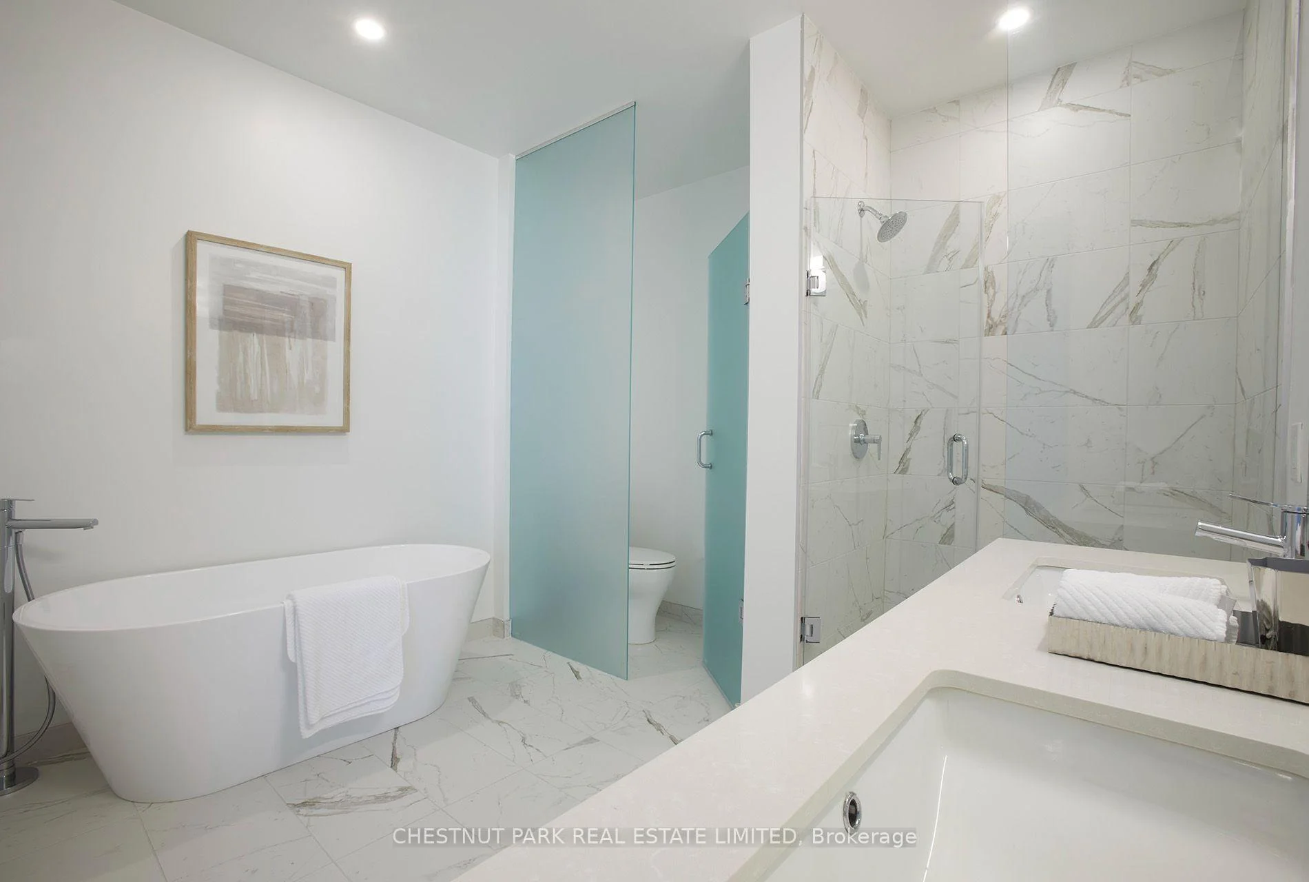 Photo 33 of Unit #LPH01, 33 Frederick Todd Way, Toronto, Thorncliffe Park — HOMEH