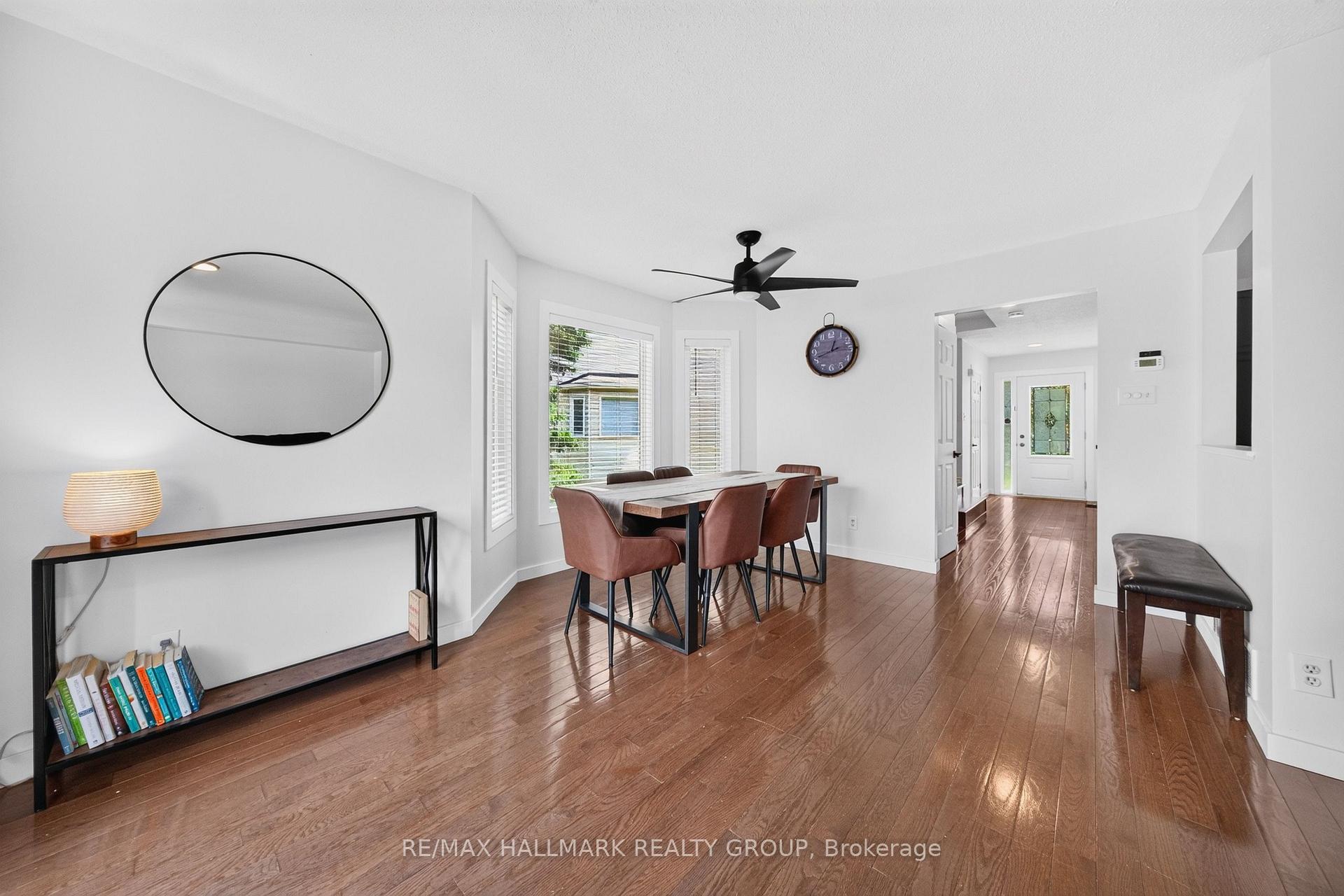 Photo 15 of 45 Birchbank Crescent, Ottawa, Kanata - Bridlewood — HOMEH