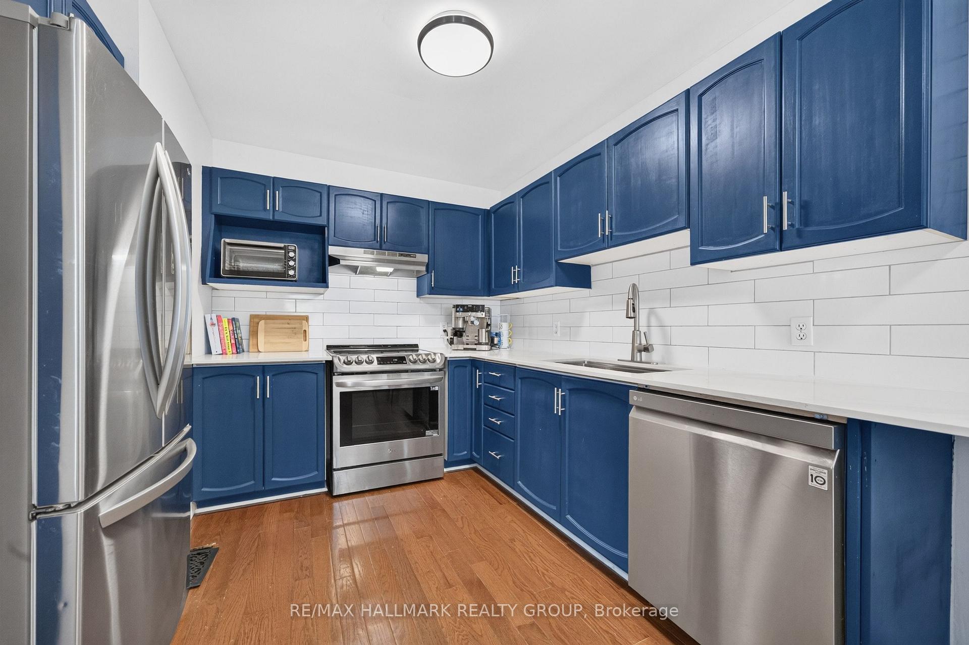 Photo 27 of 45 Birchbank Crescent, Ottawa, Kanata - Bridlewood — HOMEH