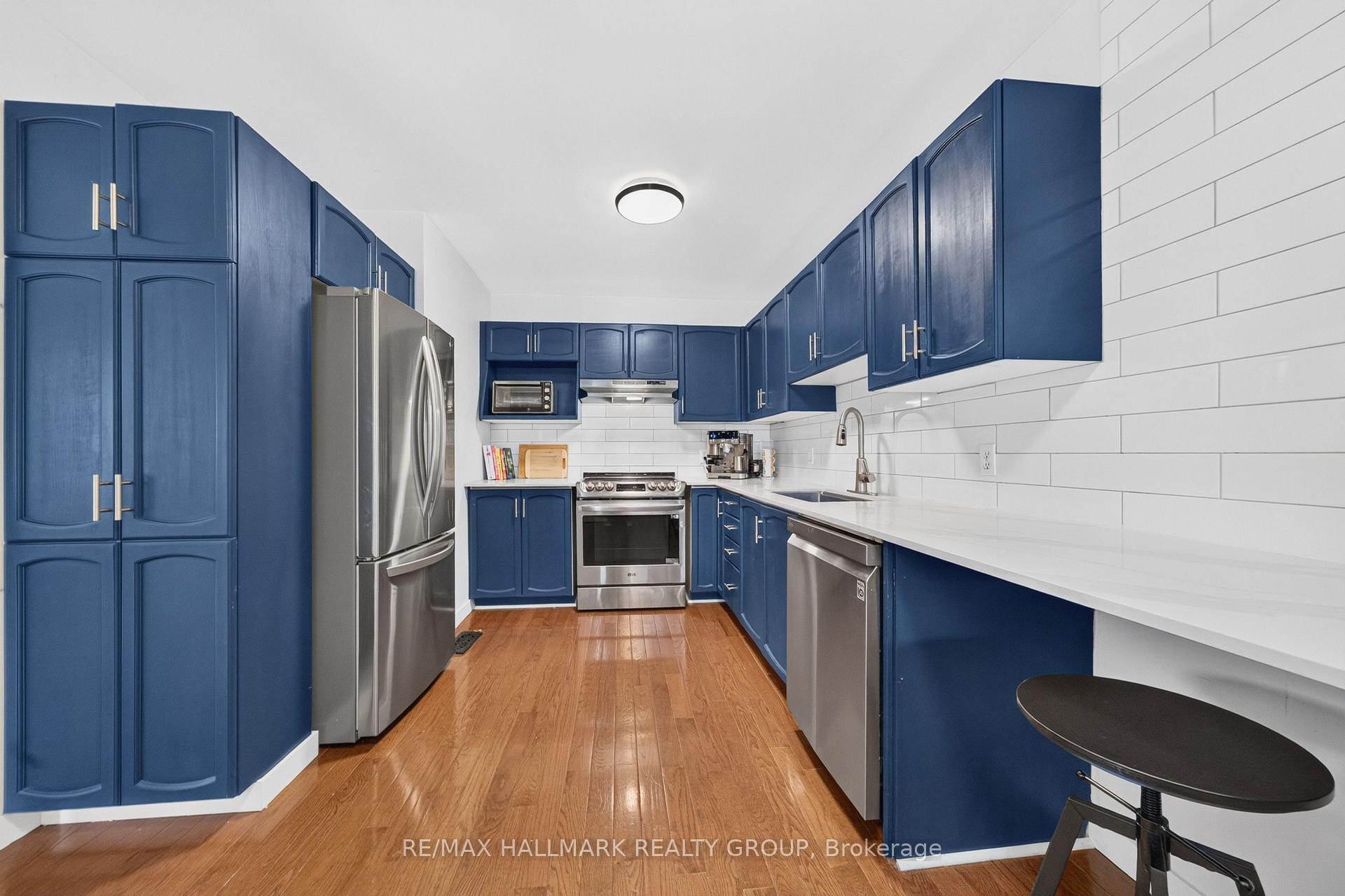 Photo 28 of 45 Birchbank Crescent, Ottawa, Kanata - Bridlewood — HOMEH