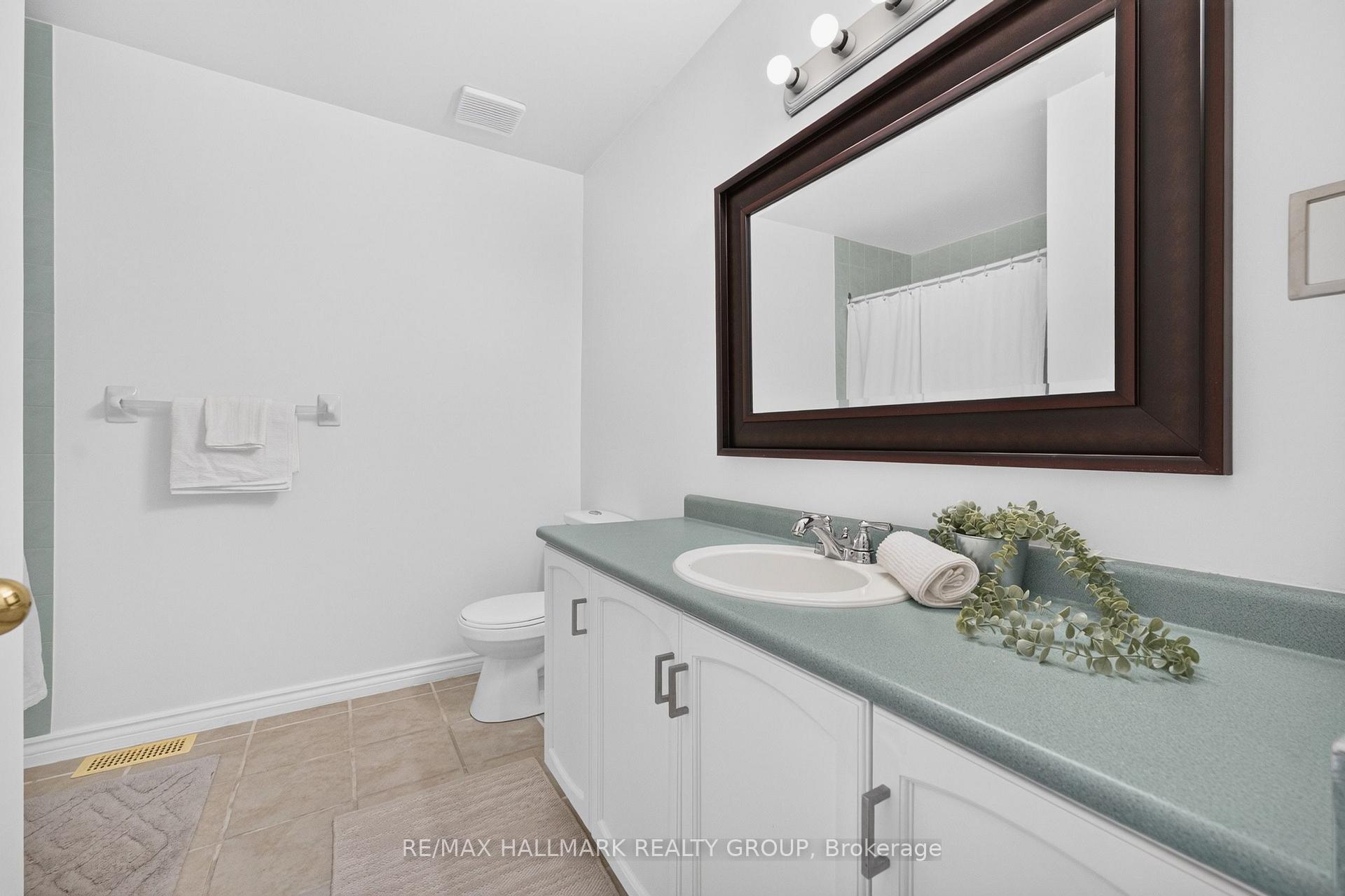 Photo 42 of 45 Birchbank Crescent, Ottawa, Kanata - Bridlewood — HOMEH