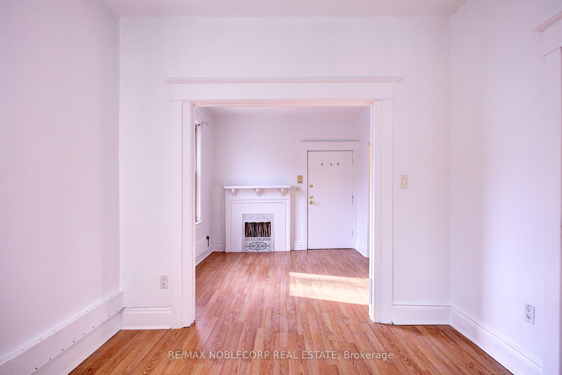 Photo 13 of 34 Winchester Street, Toronto, Cabbagetown-South St. James Town — HOMEH