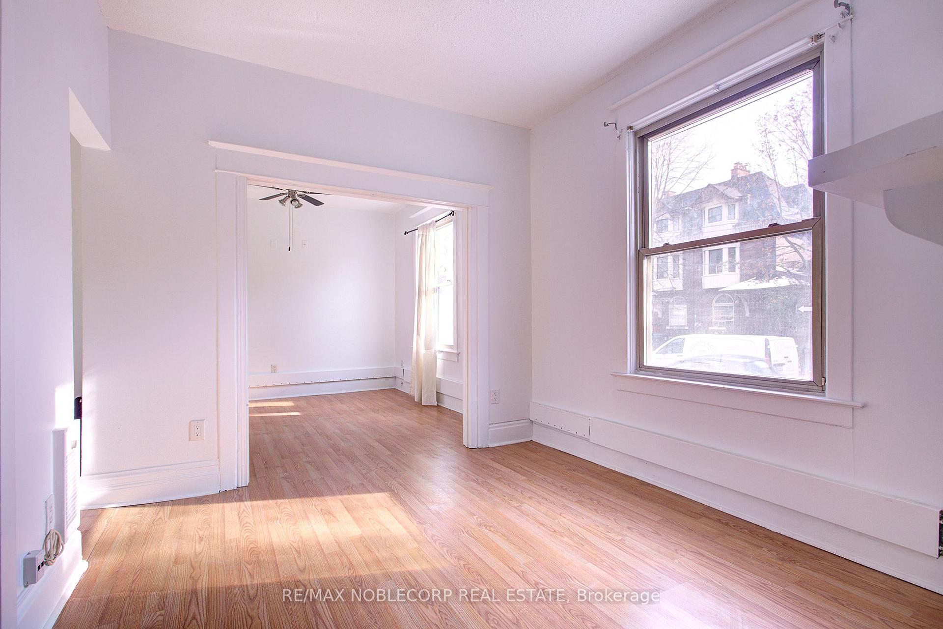 Photo 18 of 34 Winchester Street, Toronto, Cabbagetown-South St. James Town — HOMEH