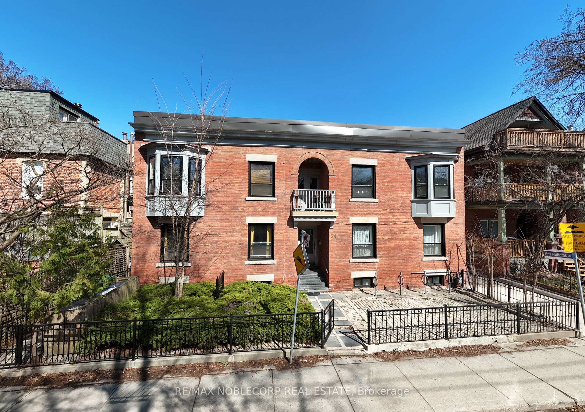 Photo 19 of 34 Winchester Street, Toronto, Cabbagetown-South St. James Town — HOMEH