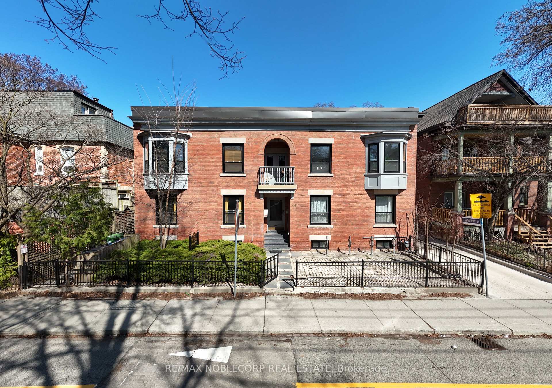 Photo 21 of 34 Winchester Street, Toronto, Cabbagetown-South St. James Town — HOMEH