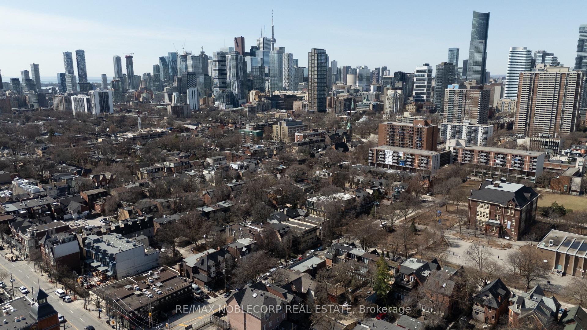 Photo 23 of 34 Winchester Street, Toronto, Cabbagetown-South St. James Town — HOMEH