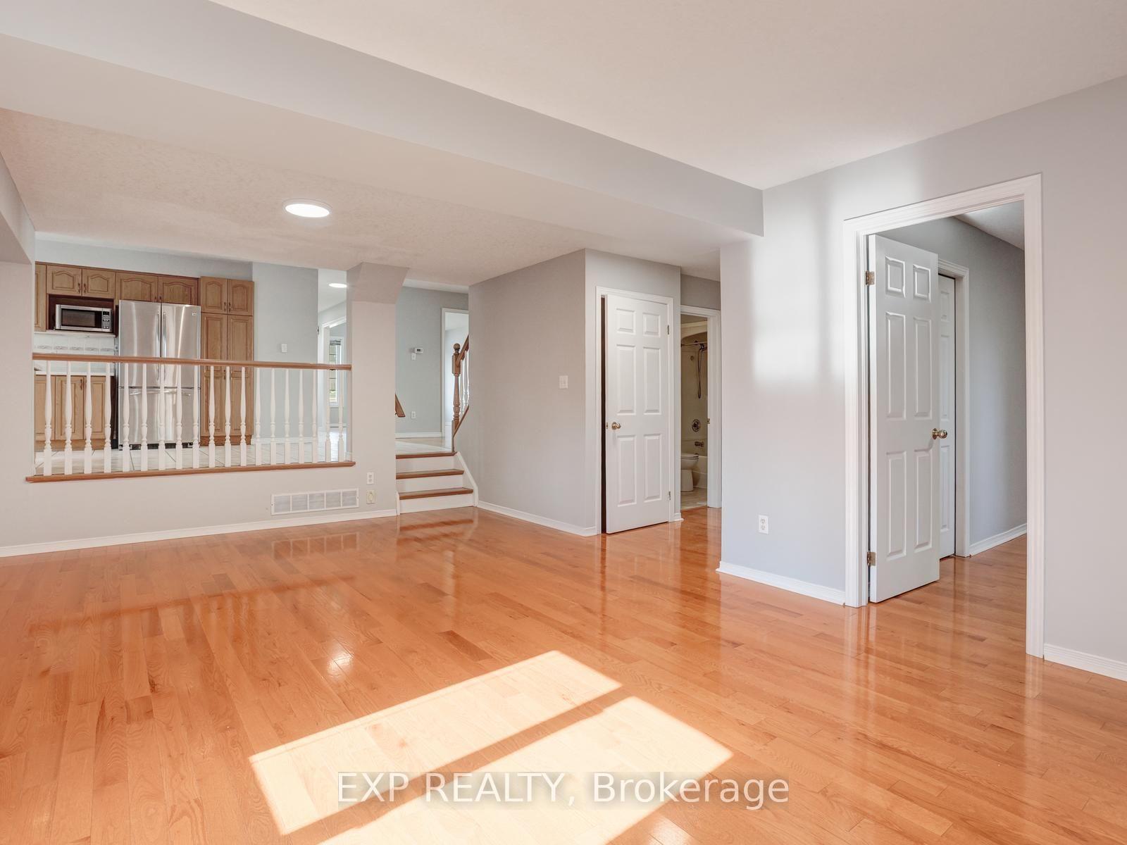 Photo 22 of 163 Daimler Drive, Kitchener, Idlewood — HOMEH