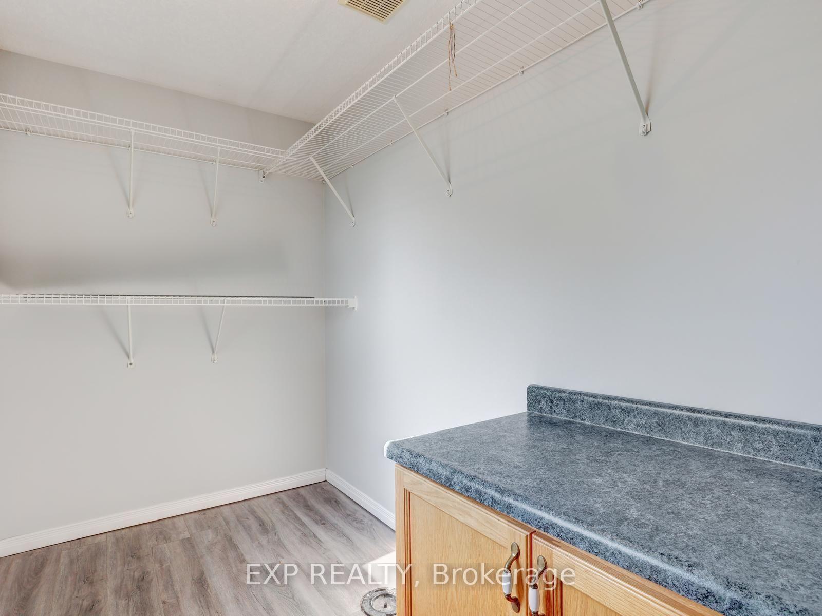 Photo 30 of 163 Daimler Drive, Kitchener, Idlewood — HOMEH