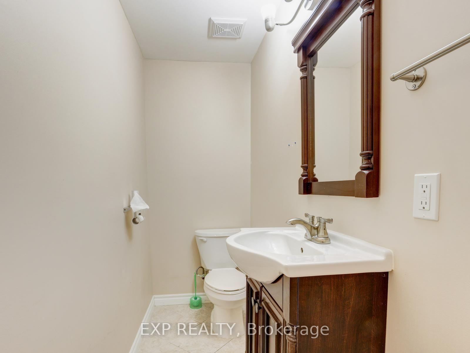 Photo 45 of 163 Daimler Drive, Kitchener, Idlewood — HOMEH