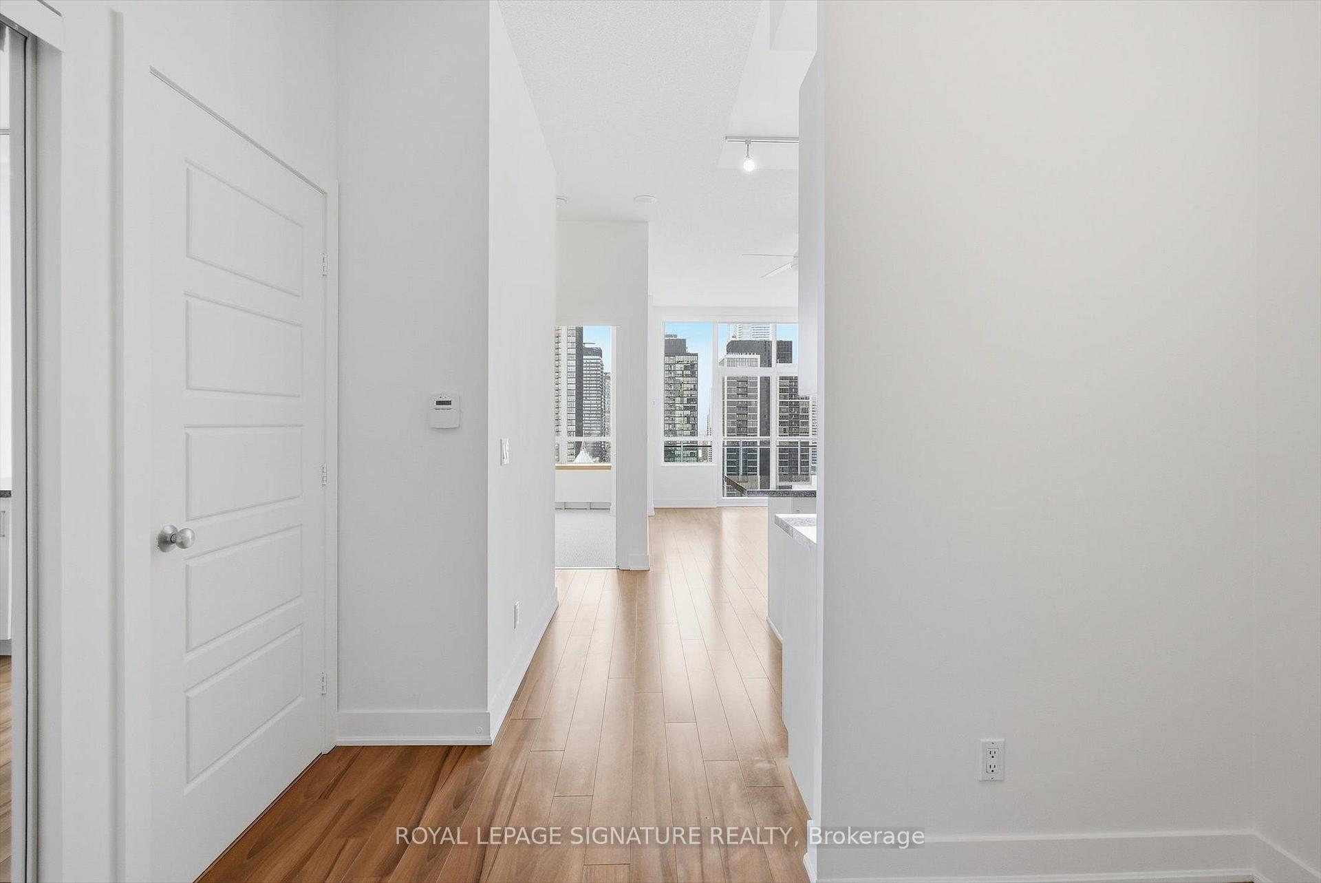 Photo 8 of Unit PH7, 28 Linden Street, Toronto, North St. James Town — HOMEH