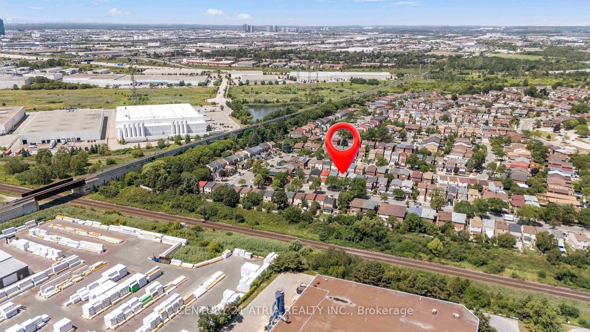 Photo 9 of 90 Bob O'Link Avenue, Vaughan, Glen Shields — HOMEH