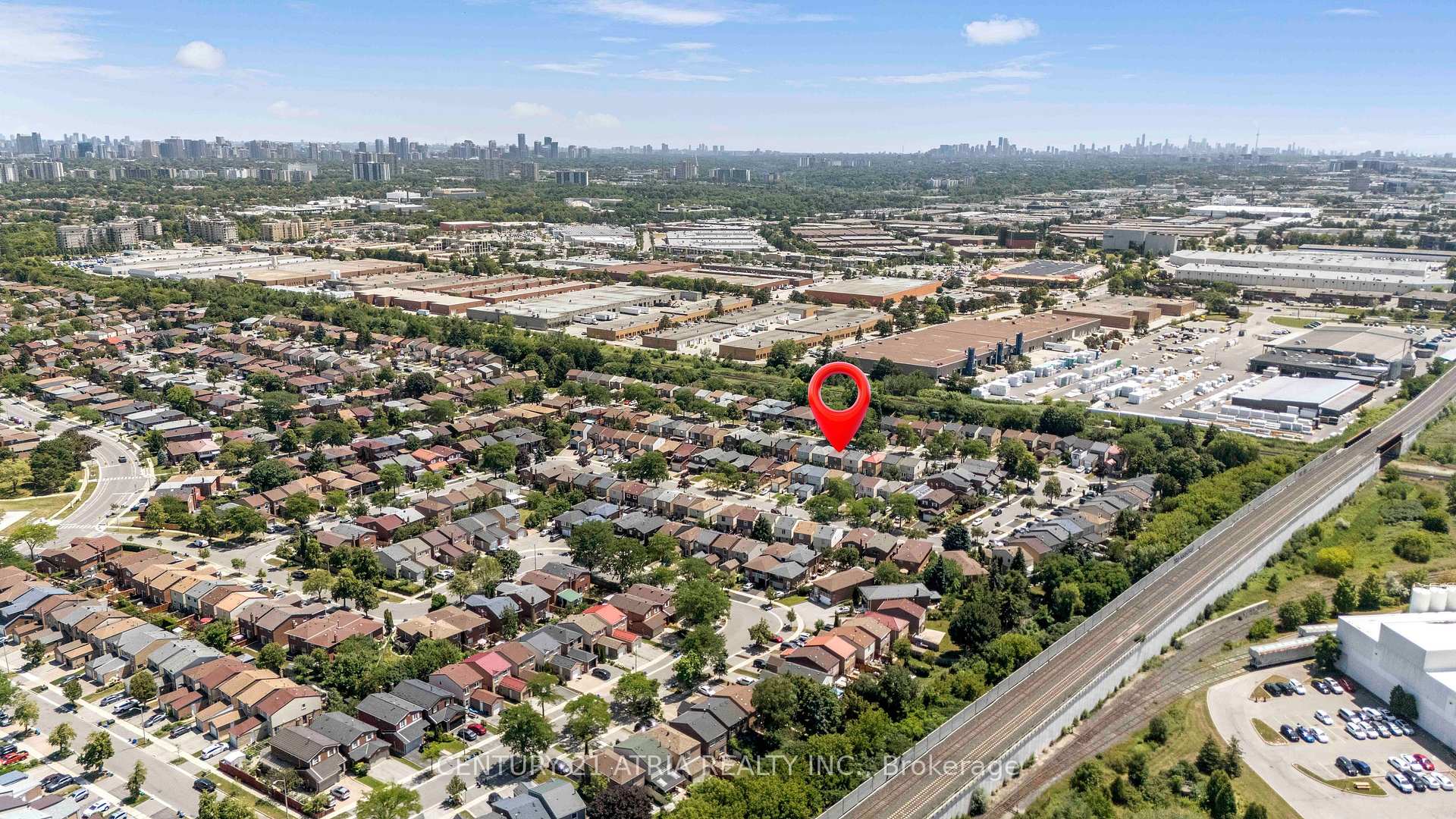 Photo 10 of 90 Bob O'Link Avenue, Vaughan, Glen Shields — HOMEH