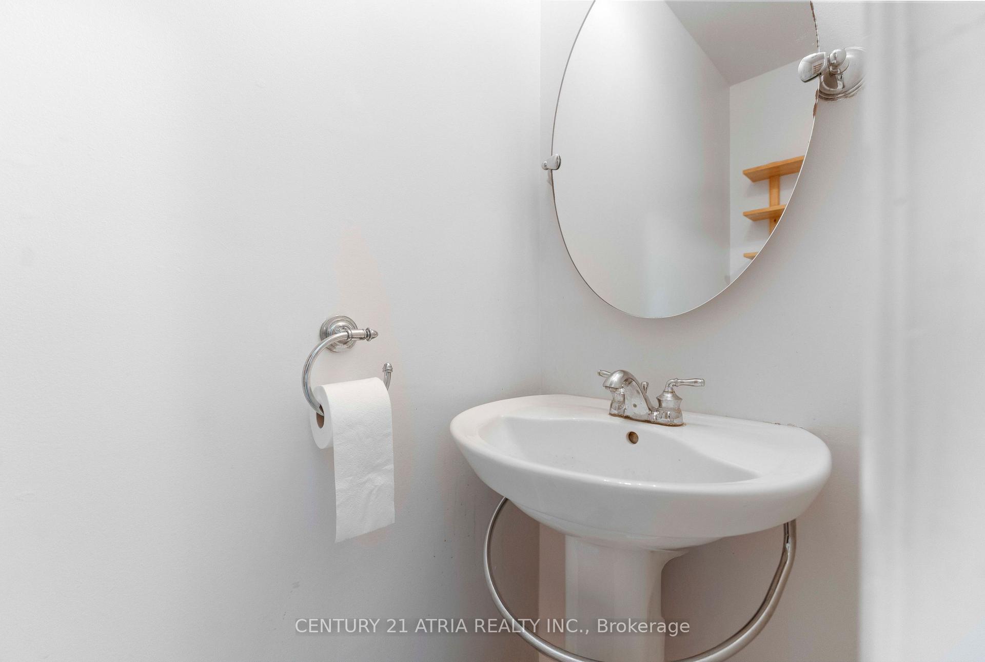 Photo 13 of 90 Bob O'Link Avenue, Vaughan, Glen Shields — HOMEH