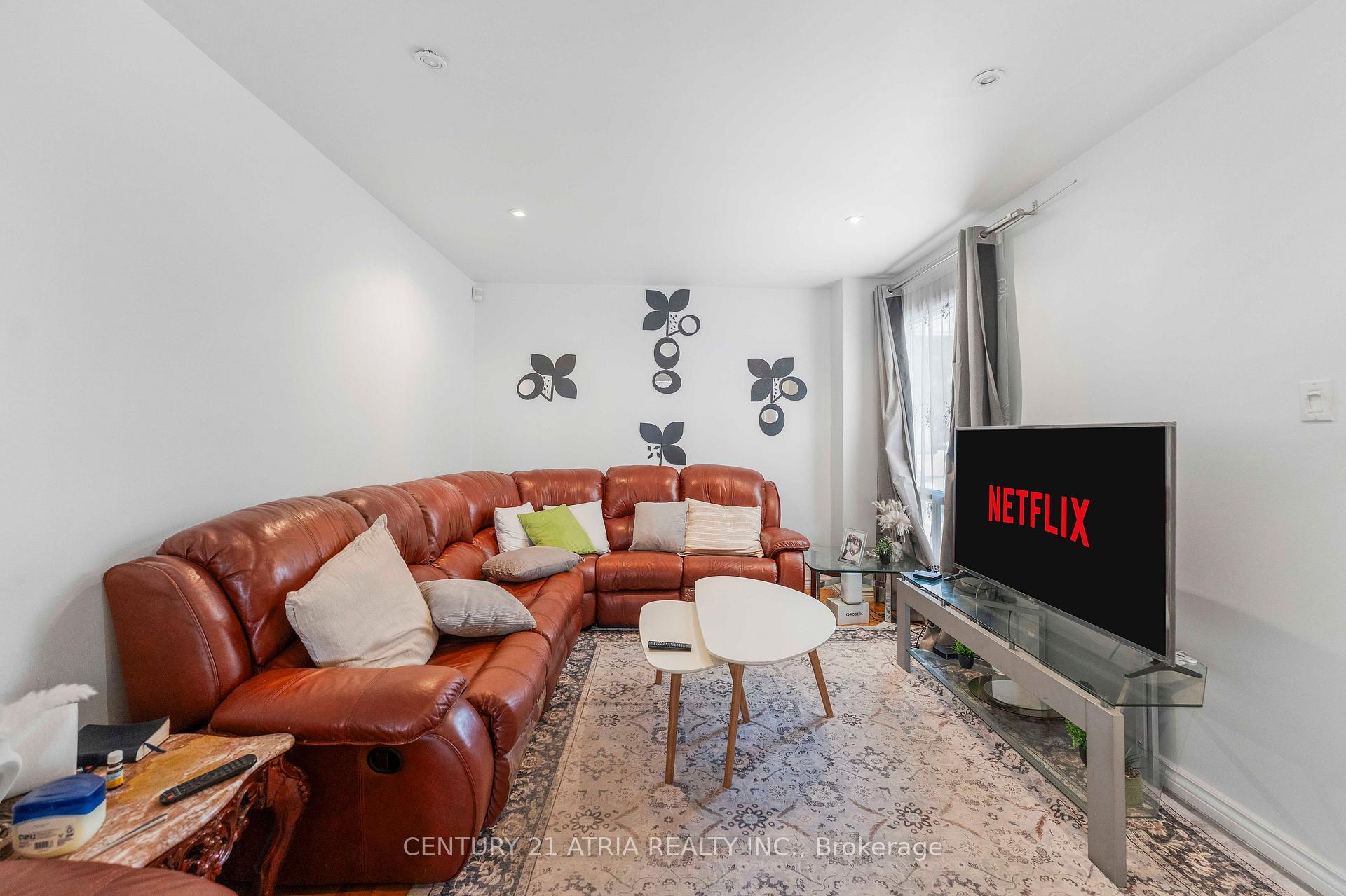 Photo 14 of 90 Bob O'Link Avenue, Vaughan, Glen Shields — HOMEH