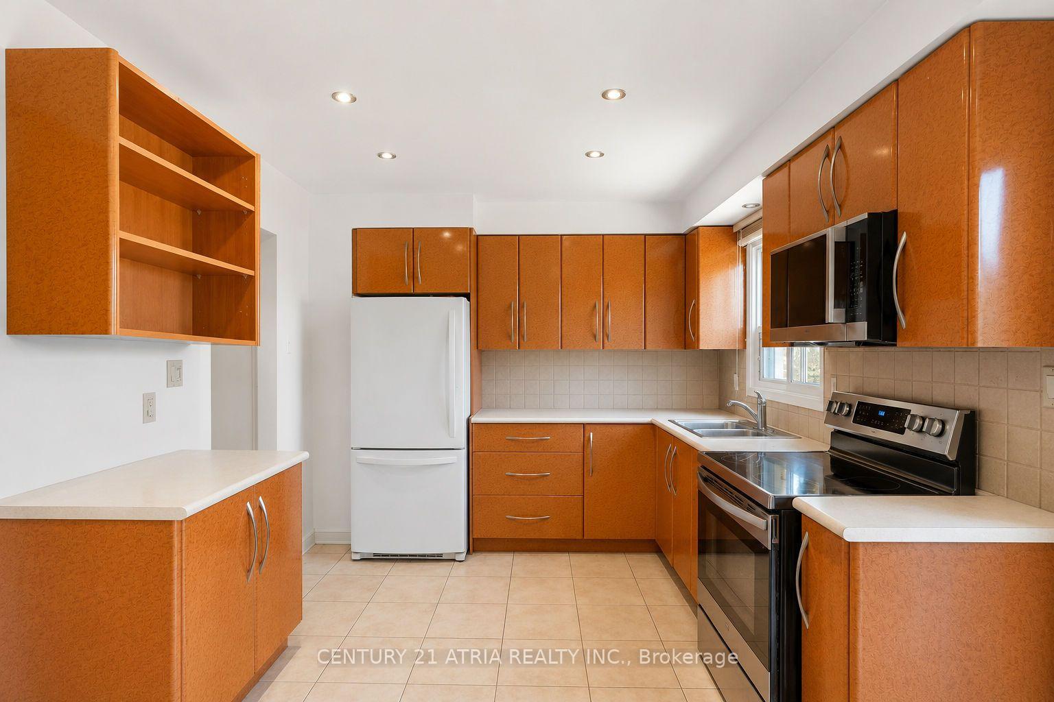Photo 20 of 90 Bob O'Link Avenue, Vaughan, Glen Shields — HOMEH