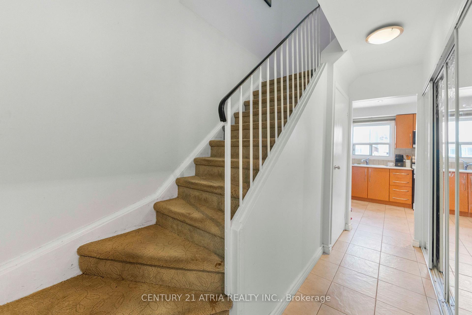 Photo 23 of 90 Bob O'Link Avenue, Vaughan, Glen Shields — HOMEH