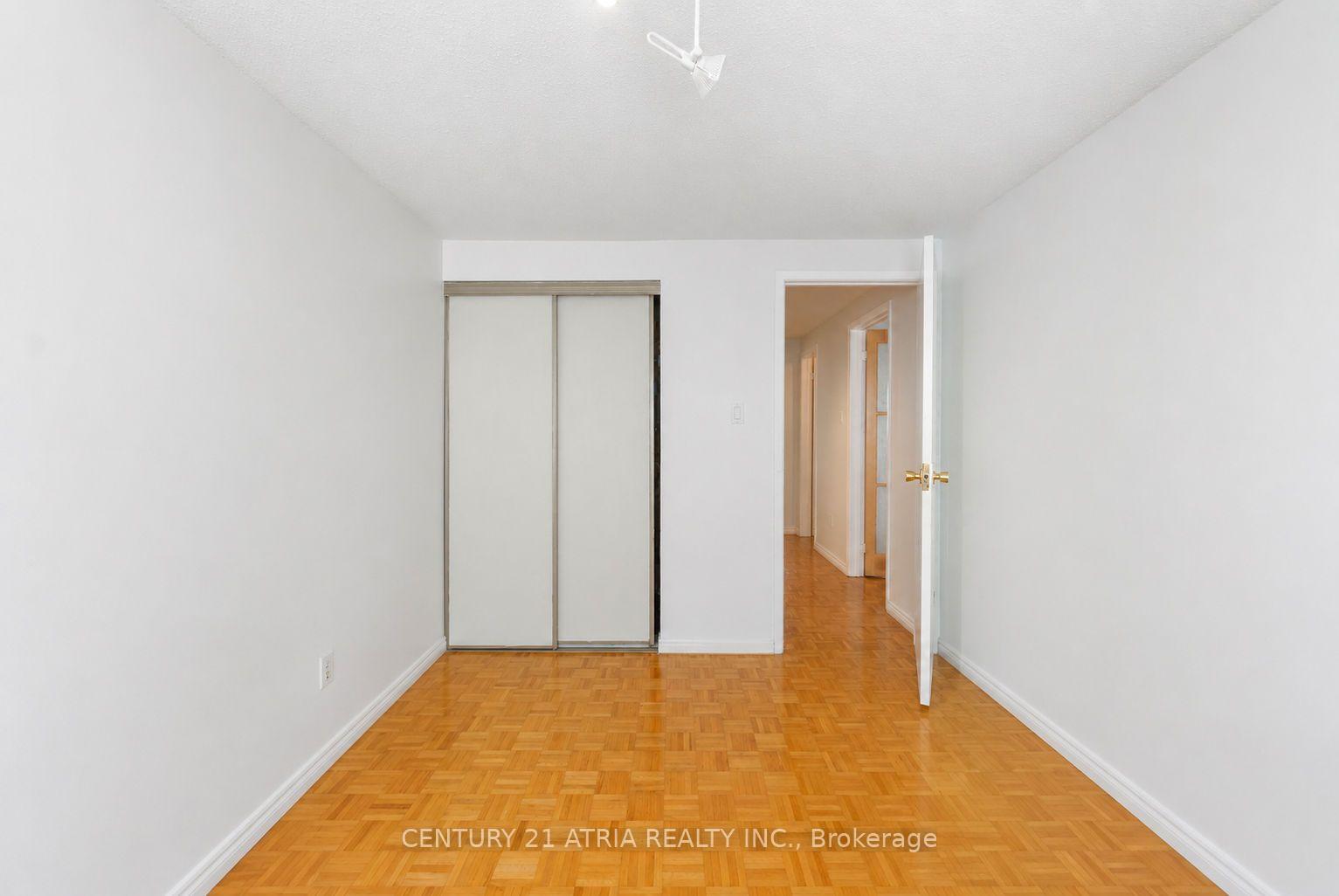Photo 30 of 90 Bob O'Link Avenue, Vaughan, Glen Shields — HOMEH