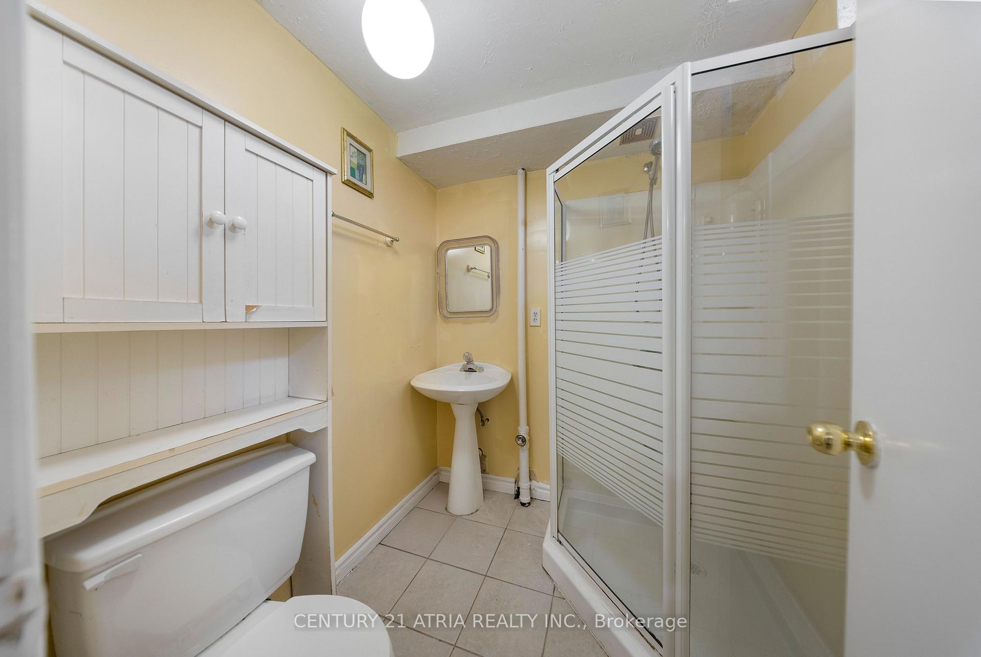Photo 38 of 90 Bob O'Link Avenue, Vaughan, Glen Shields — HOMEH