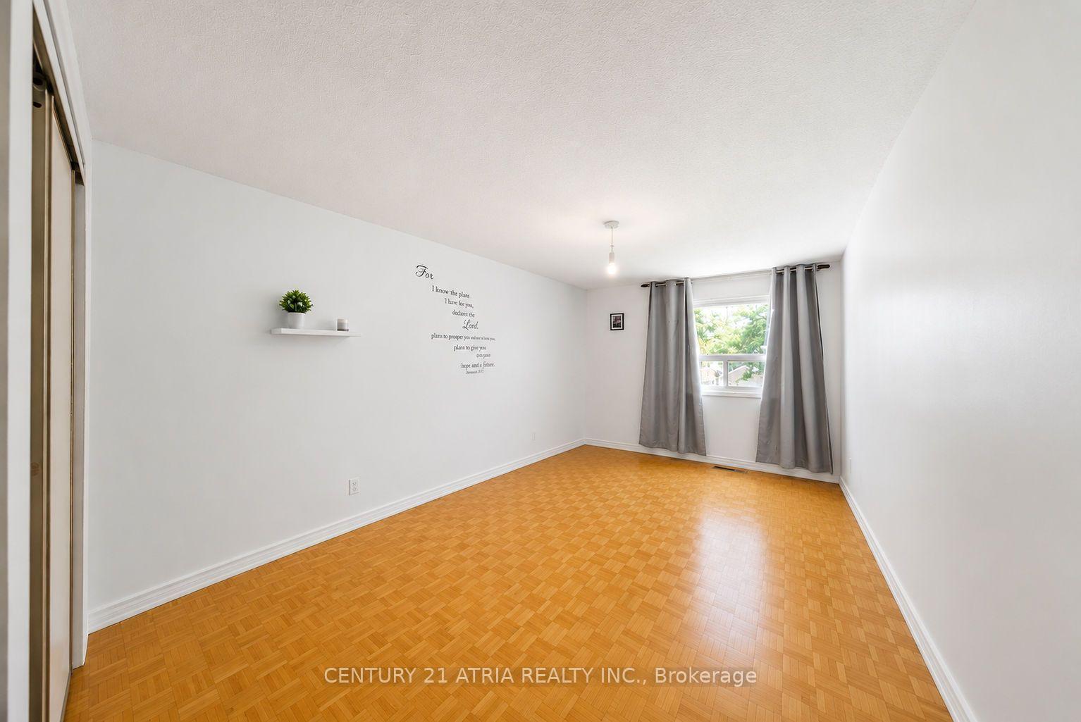 Photo 45 of 90 Bob O'Link Avenue, Vaughan, Glen Shields — HOMEH