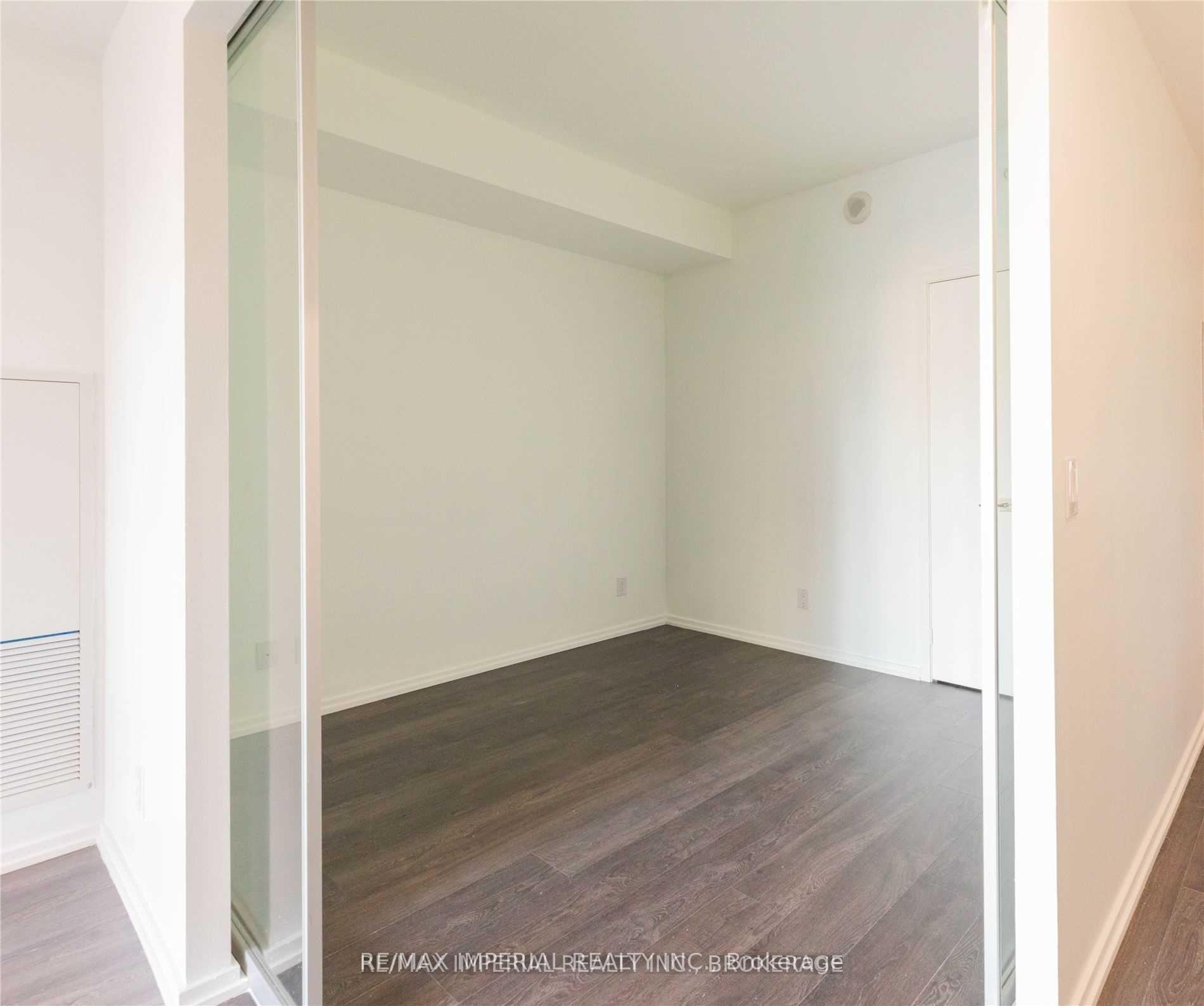 Photo 5 of Unit 2614, 70 Temperance Street, Toronto, Bay Street Corridor — HOMEH