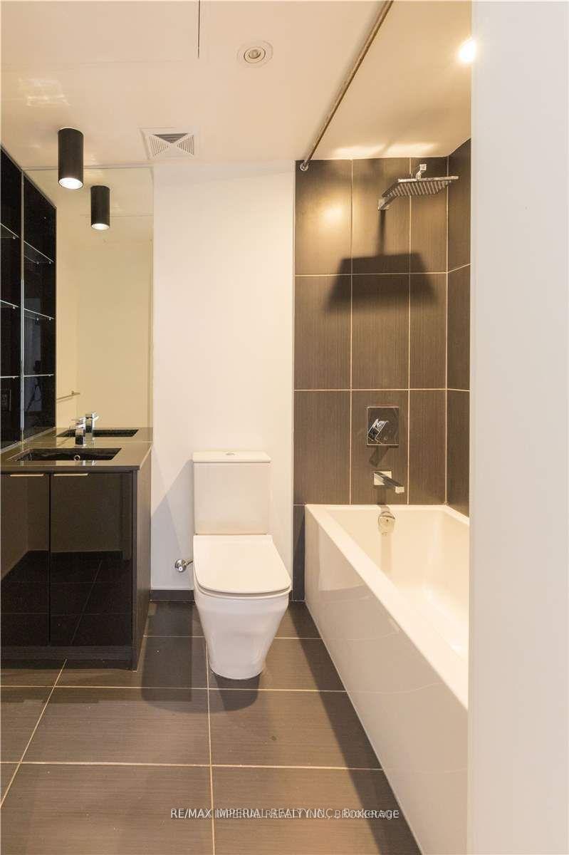 Photo 6 of Unit 2614, 70 Temperance Street, Toronto, Bay Street Corridor — HOMEH