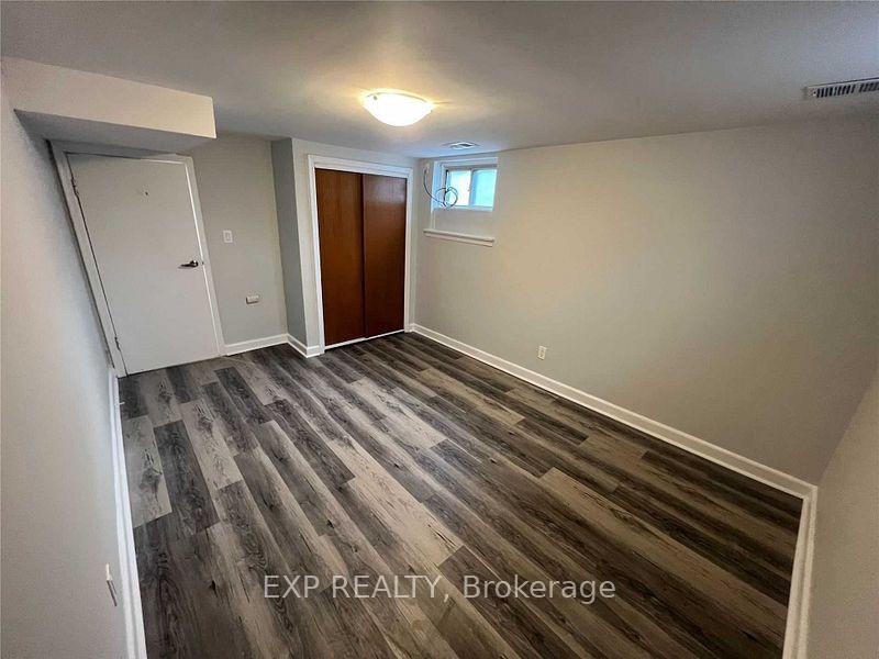 Photo 8 of Unit 5, 1 Henderson Avenue, Brampton, Downtown Brampton — HOMEH