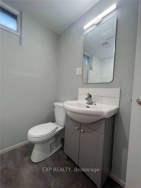 Photo 5 of Unit 5, 1 Henderson Avenue, Brampton, Downtown Brampton — HOMEH