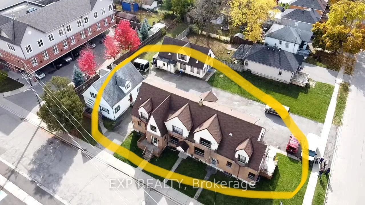 Photo 14 of Unit 5, 1 Henderson Avenue, Brampton, Downtown Brampton — HOMEH