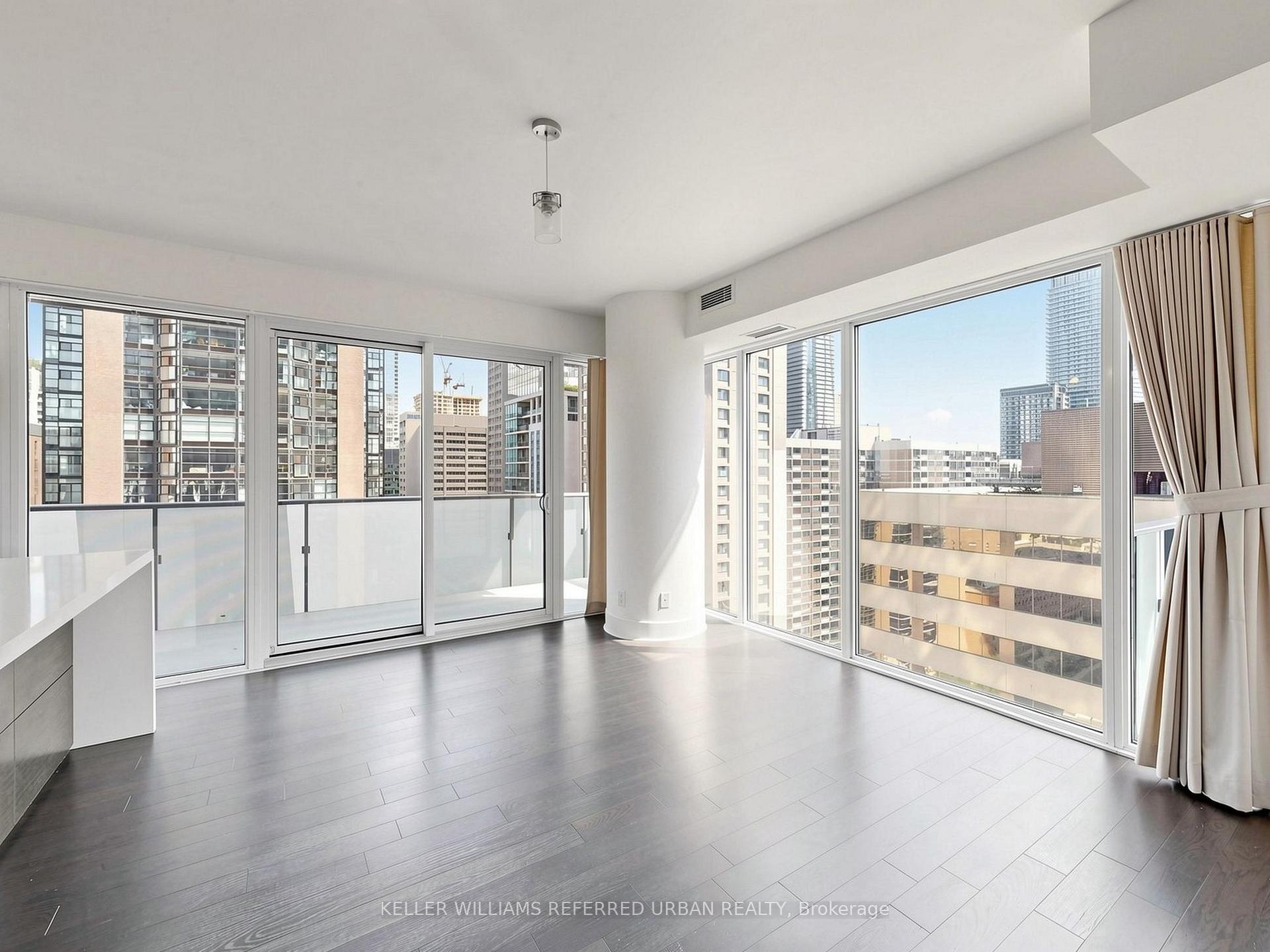 Photo 4 of Unit 1710, 1080 Bay Street, Toronto, Bay Street Corridor — HOMEH