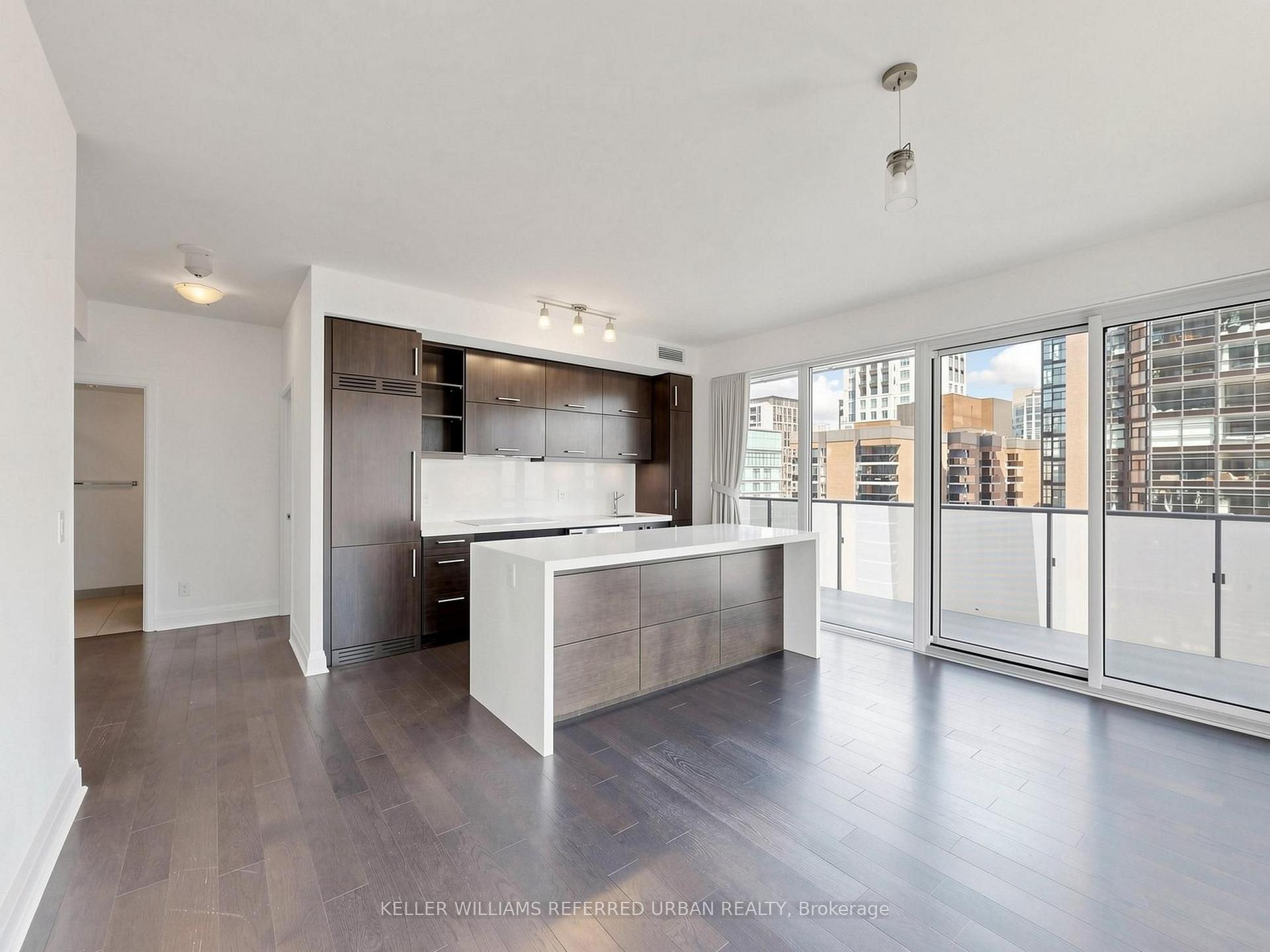 Photo 5 of Unit 1710, 1080 Bay Street, Toronto, Bay Street Corridor — HOMEH