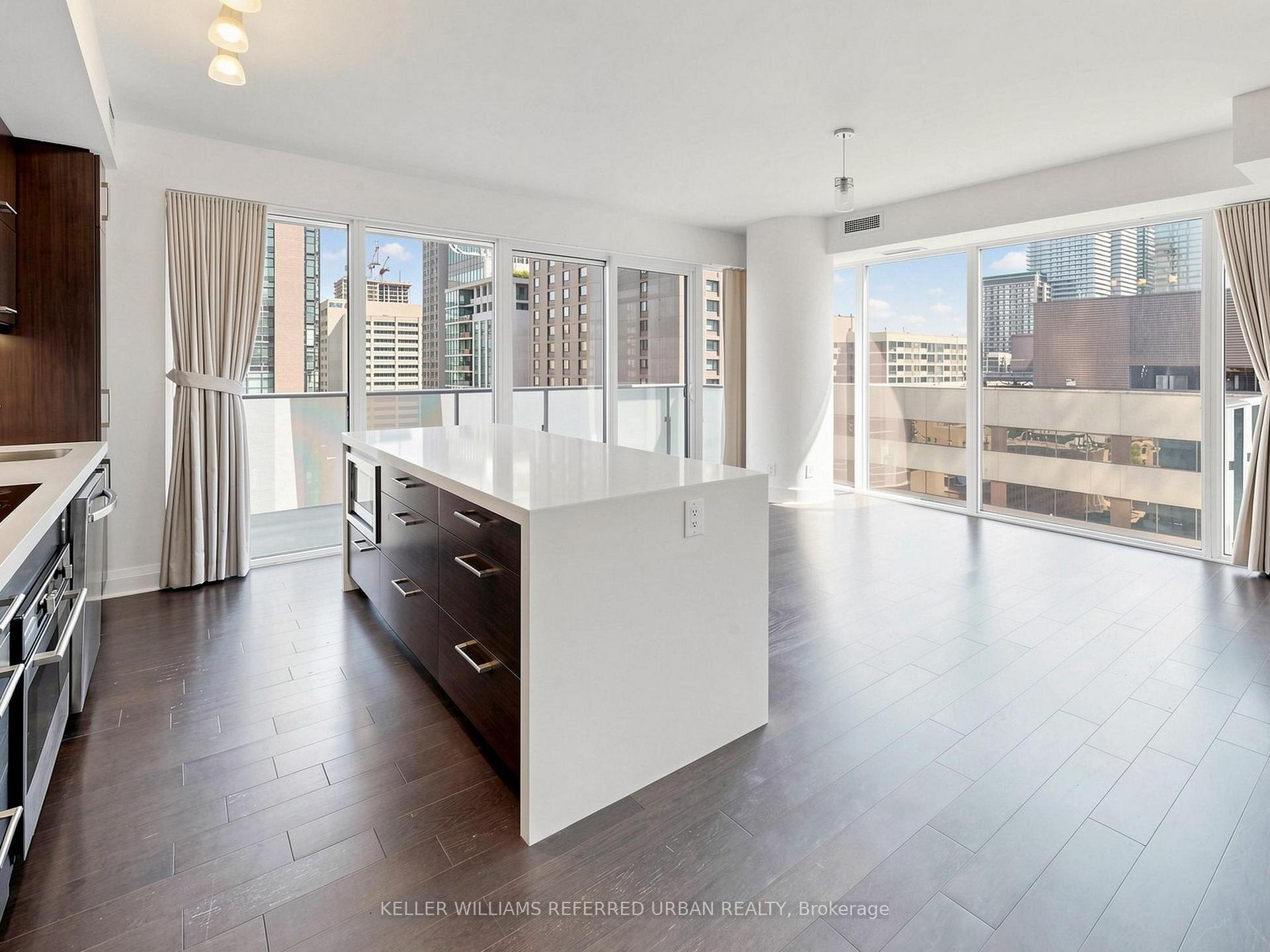 Photo 7 of Unit 1710, 1080 Bay Street, Toronto, Bay Street Corridor — HOMEH