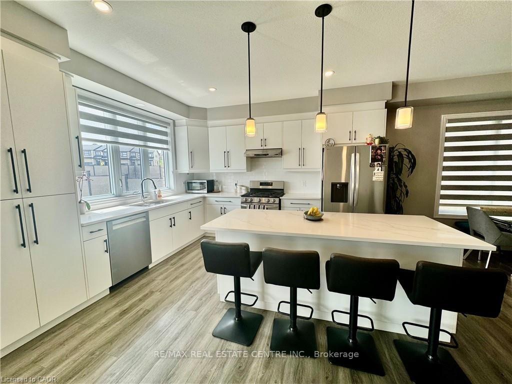 Photo 9 of 179 Otterbein Road, Kitchener, Grand River North — HOMEH