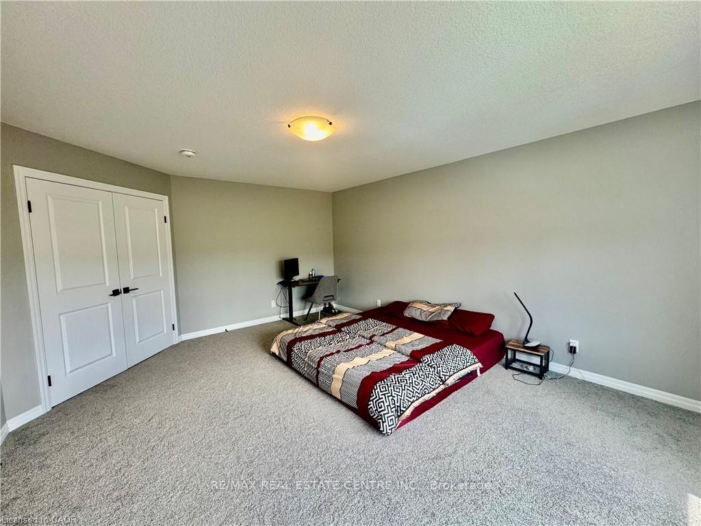 Photo 19 of 179 Otterbein Road, Kitchener, Grand River North — HOMEH