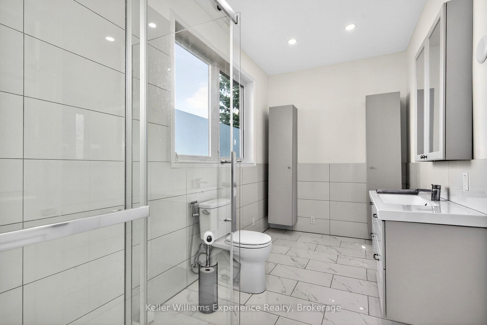Photo 15 of 175 Elizabeth Street, Midland — HOMEH