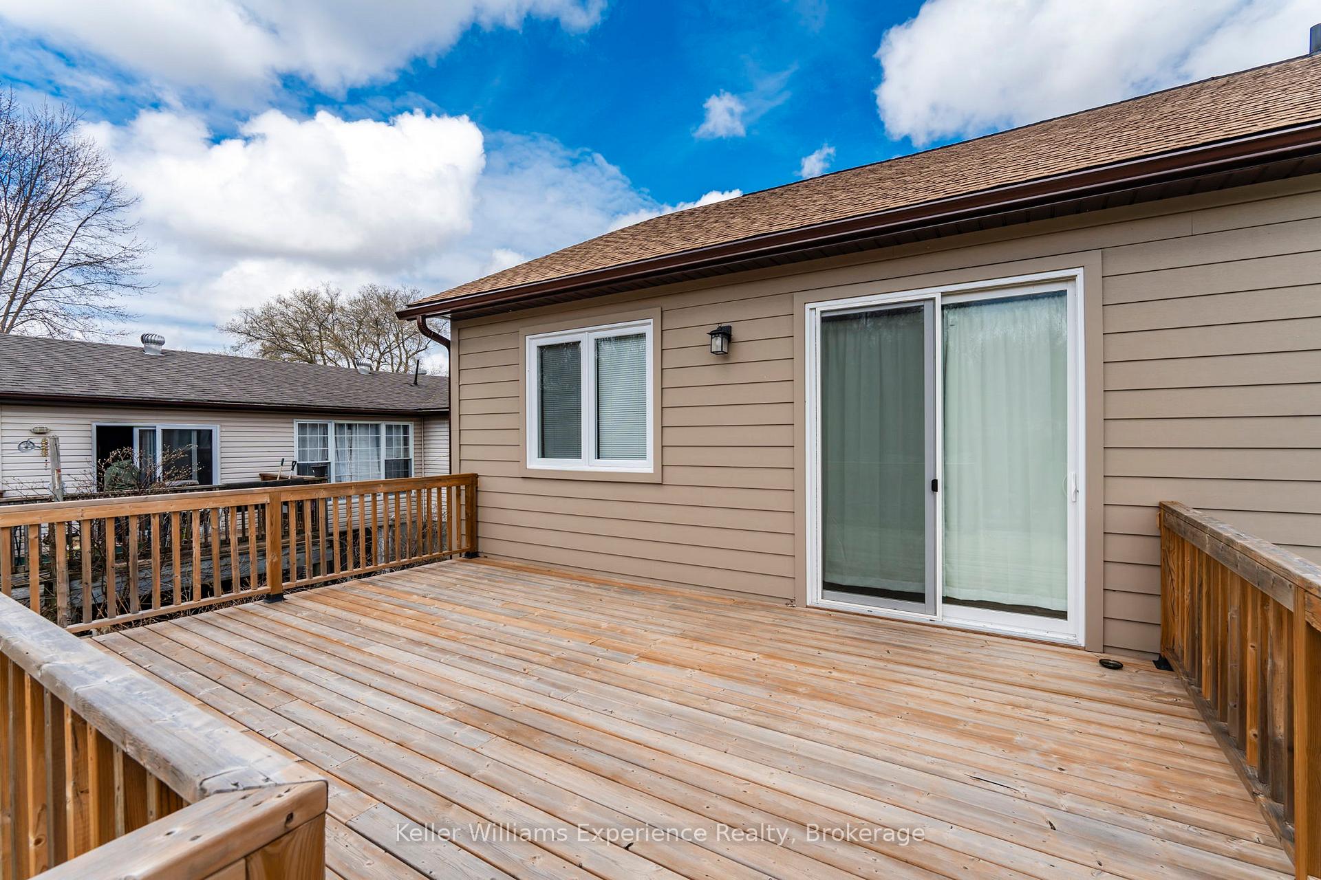 Photo 17 of 175 Elizabeth Street, Midland — HOMEH
