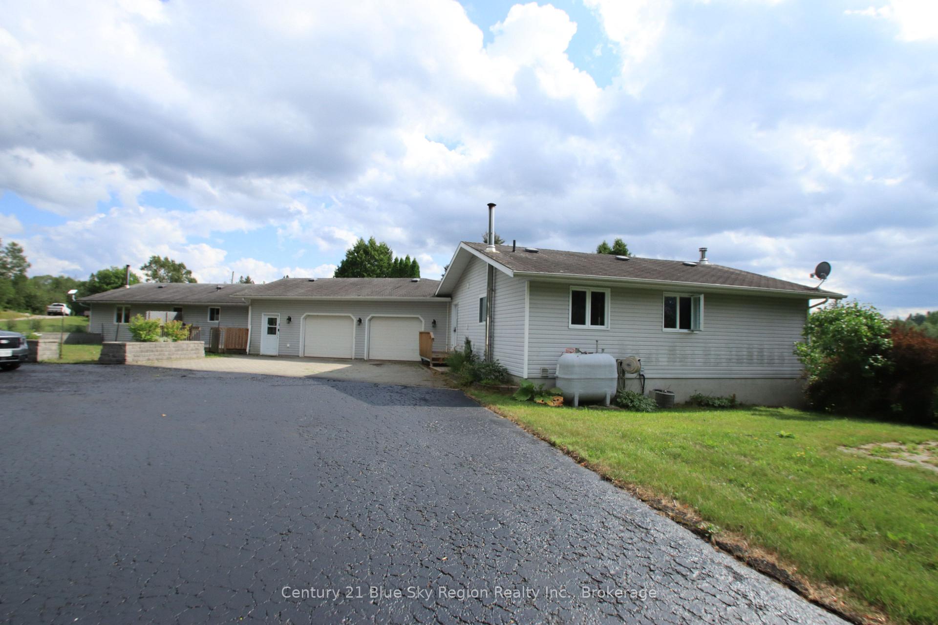 Photo 2 of 25 Meadow Drive, East Ferris, Corbeil — HOMEH