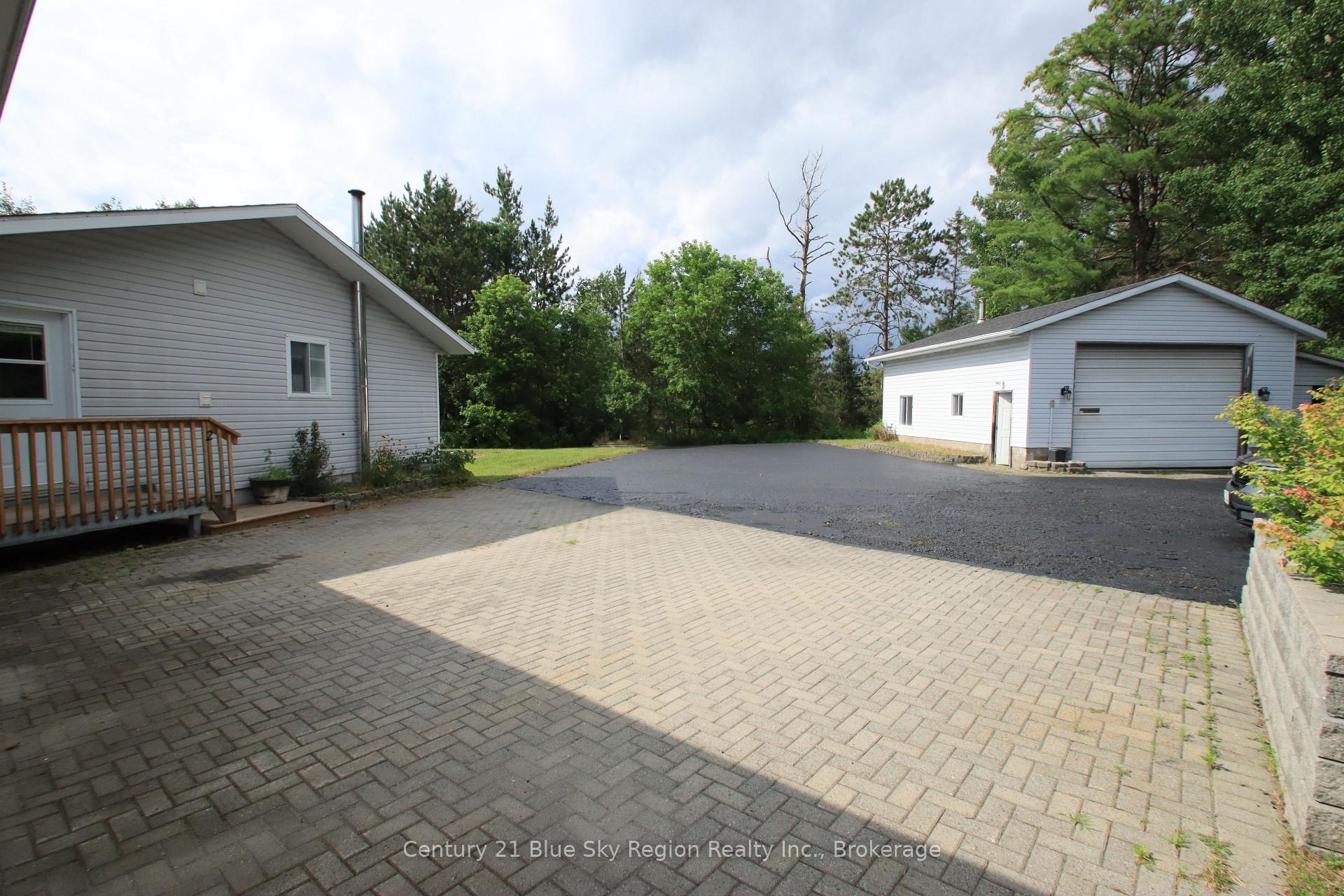 Photo 3 of 25 Meadow Drive, East Ferris, Corbeil — HOMEH