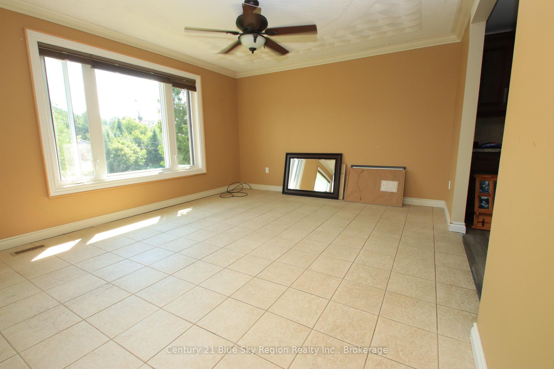 Photo 13 of 25 Meadow Drive, East Ferris, Corbeil — HOMEH