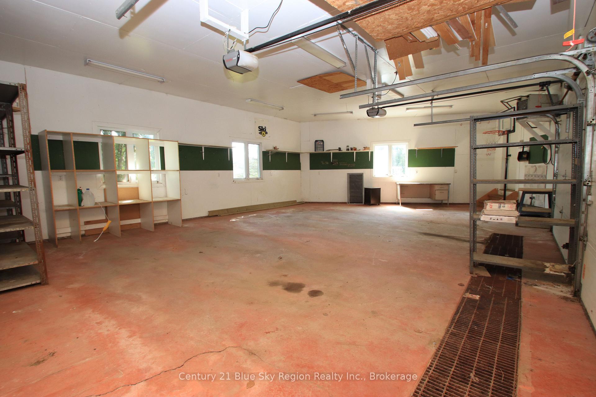 Photo 16 of 25 Meadow Drive, East Ferris, Corbeil — HOMEH