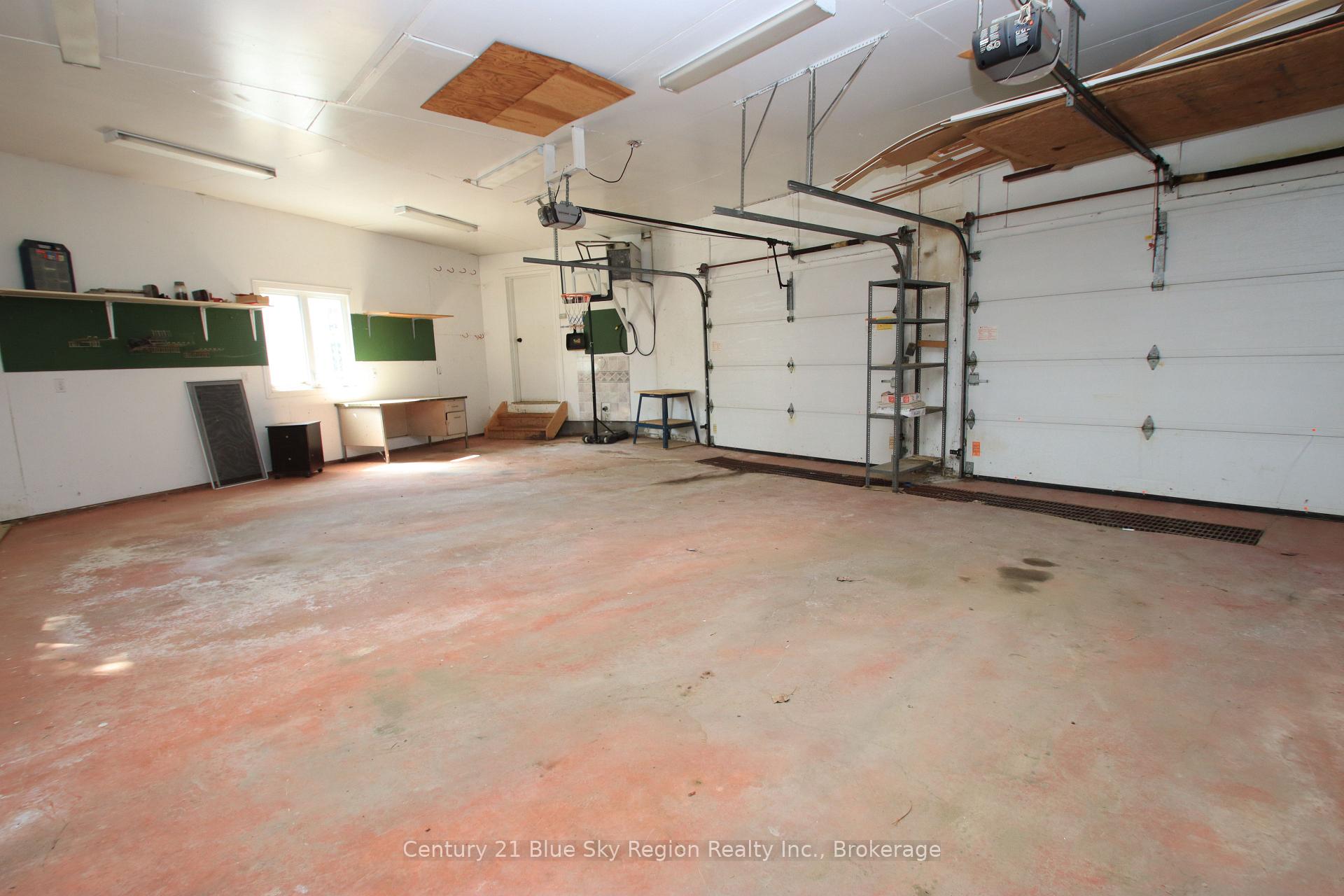Photo 17 of 25 Meadow Drive, East Ferris, Corbeil — HOMEH